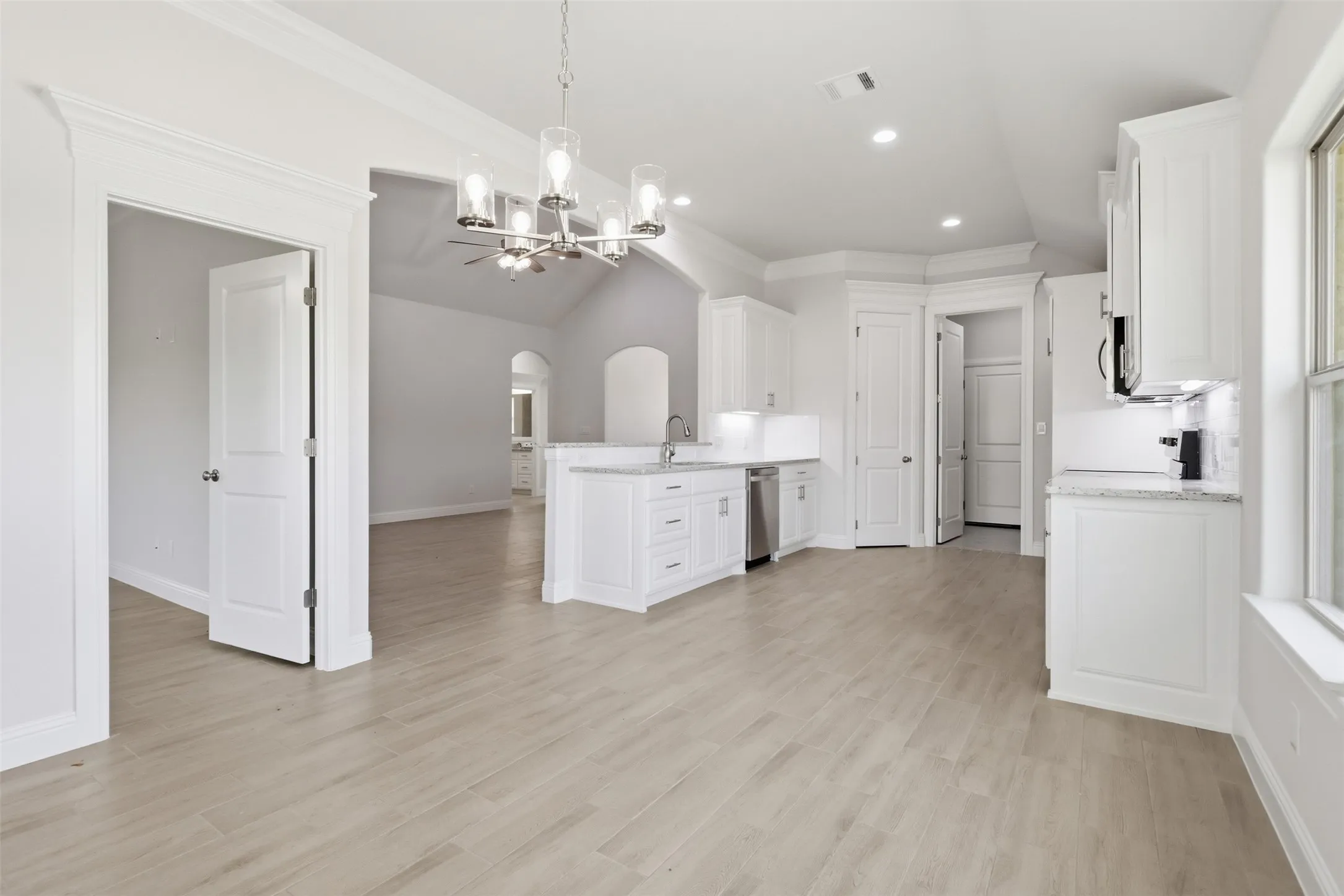 Single Family Residence For Sale in Parker County , 816 Haley Street, Springtown, Texas 76082, 3 Bedroom, 2 Bathroom, 2 Garage spaces, 1,800 Sqft, built in 2026, mls#21373668, Real Estate Agent in Springtown, Homes For Sale in Parker county, Homes For Sale in Springtown, Realtor in Springtown Texas, Real Estate Brokerage Independent Realty Texas, Luminita Cordes Realtor