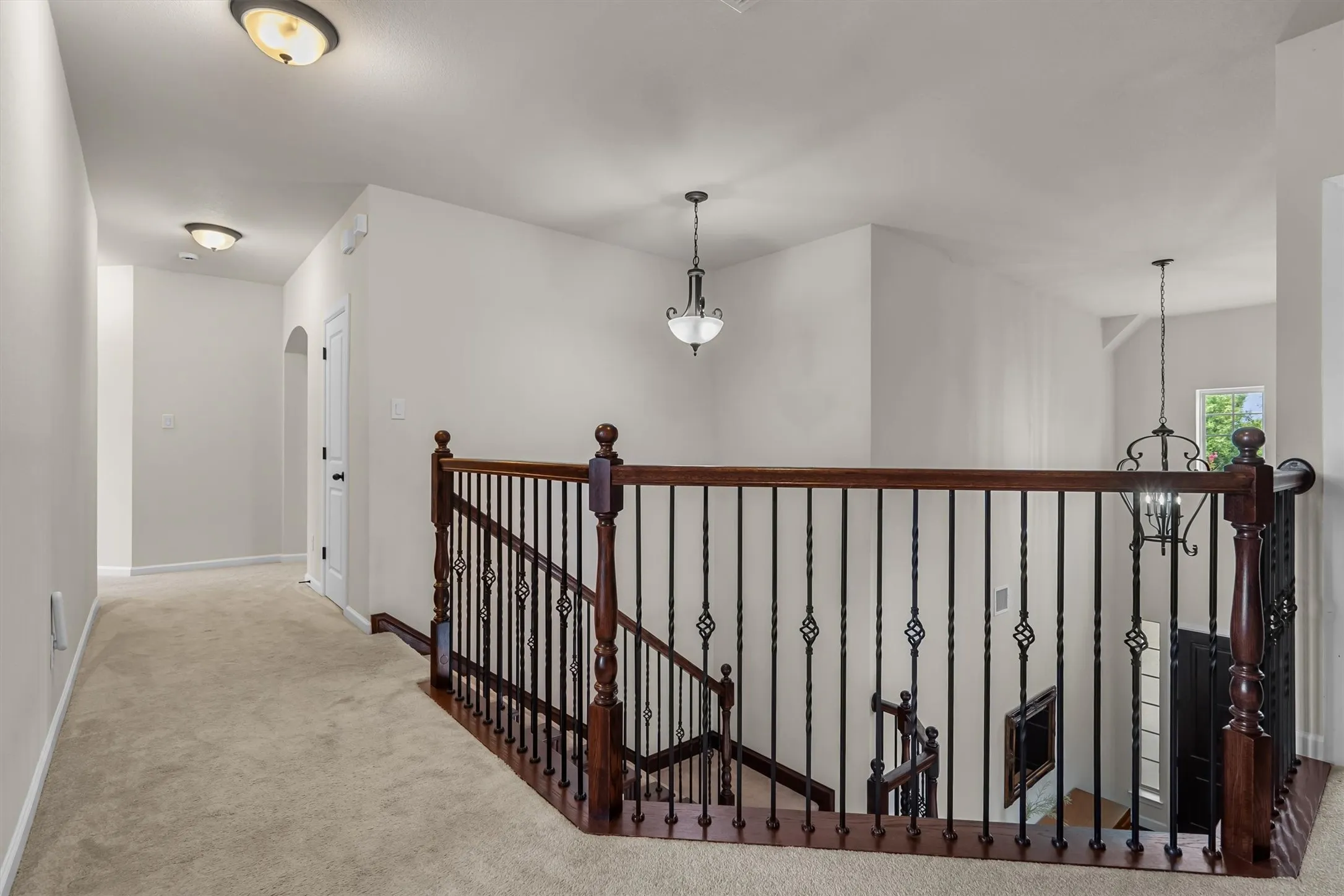 Single Family Residence For Sale in Denton County , 1305 5th Street, Argyle, Texas 76226, 6 Bedroom, 4 Bathroom, 2 Garage spaces, 4,376 Sqft, built in 2014, mls#21366235, Real Estate Agent in Argyle, Homes For Sale in Denton county, Homes For Sale in Argyle, Realtor in Argyle Texas, Real Estate Brokerage Independent Realty Texas, Luminita Cordes Realtor