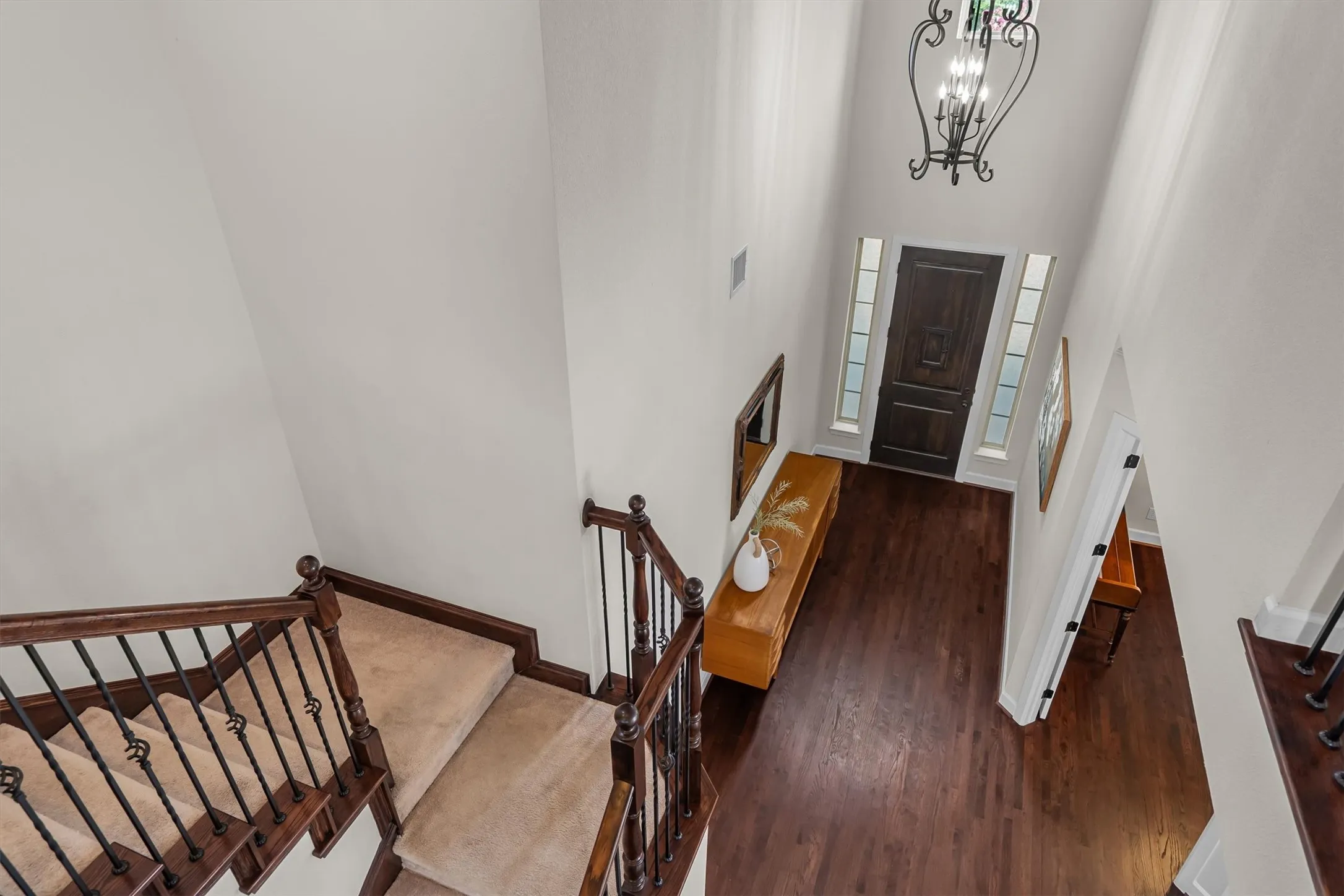 Single Family Residence For Sale in Denton County , 1305 5th Street, Argyle, Texas 76226, 6 Bedroom, 4 Bathroom, 2 Garage spaces, 4,376 Sqft, built in 2014, mls#21366235, Real Estate Agent in Argyle, Homes For Sale in Denton county, Homes For Sale in Argyle, Realtor in Argyle Texas, Real Estate Brokerage Independent Realty Texas, Luminita Cordes Realtor