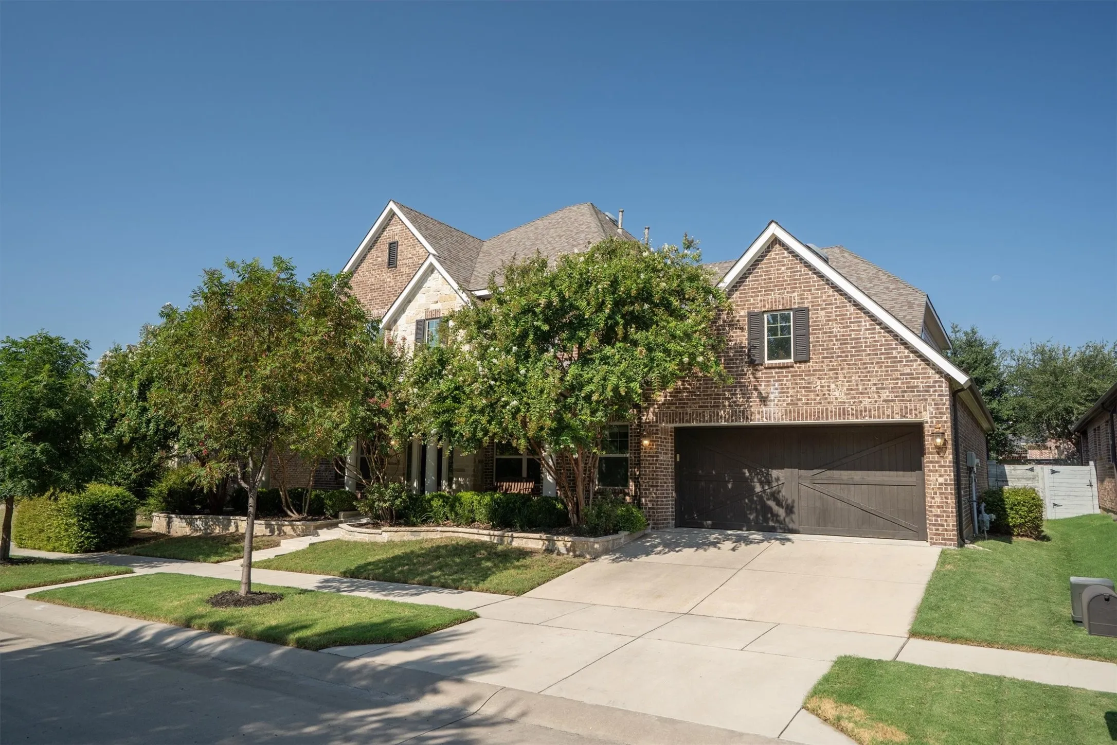 Single Family Residence For Sale in Denton County , 1305 5th Street, Argyle, Texas 76226, 6 Bedroom, 4 Bathroom, 2 Garage spaces, 4,376 Sqft, built in 2014, mls#21366235, Real Estate Agent in Argyle, Homes For Sale in Denton county, Homes For Sale in Argyle, Realtor in Argyle Texas, Real Estate Brokerage Independent Realty Texas, Luminita Cordes Realtor