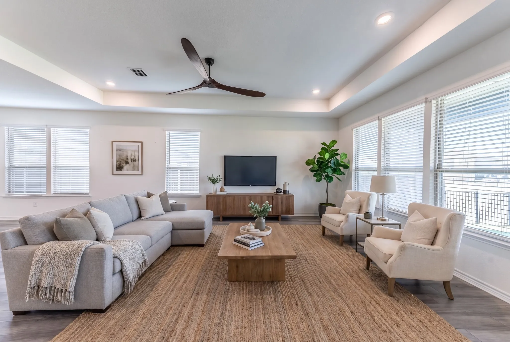 Single Family Residence For Rent in Denton County , 2701 Webb Avenue, Aubrey, Texas 76227, 4 Bedroom, 2 Bathroom, 2 Garage spaces, 2,127 Sqft, built in 2021, mls#21366076, Real Estate Agent in Aubrey, Homes For Rent in Denton county, Homes For Rent in Aubrey, Realtor in Aubrey Texas, Real Estate Brokerage Independent Realty Texas, Luminita Cordes Realtor