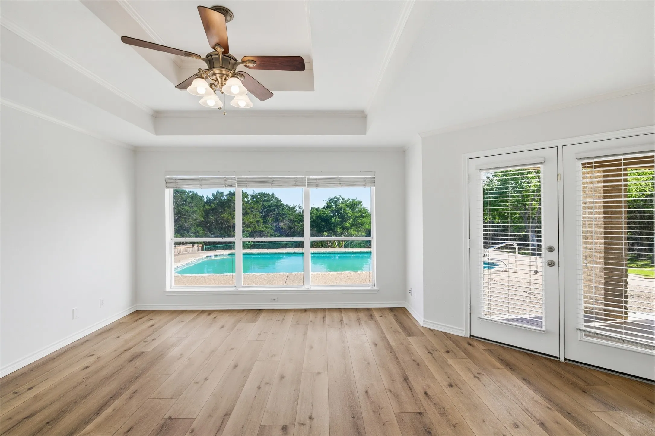 Single Family Residence For Sale in Bell County , 71 Wrangler Drive, Morgans Point Resort, Texas 76513, 4 Bedroom, 3 Bathroom, 2 Garage spaces, 2,484 Sqft, built in 1995, mls#21375041, Real Estate Agent in Morgans Point Resort, Homes For Sale in Bell county, Homes For Sale in Morgans Point Resort, Realtor in Morgans Point Resort Texas, Real Estate Brokerage Independent Realty Texas, Luminita Cordes Realtor