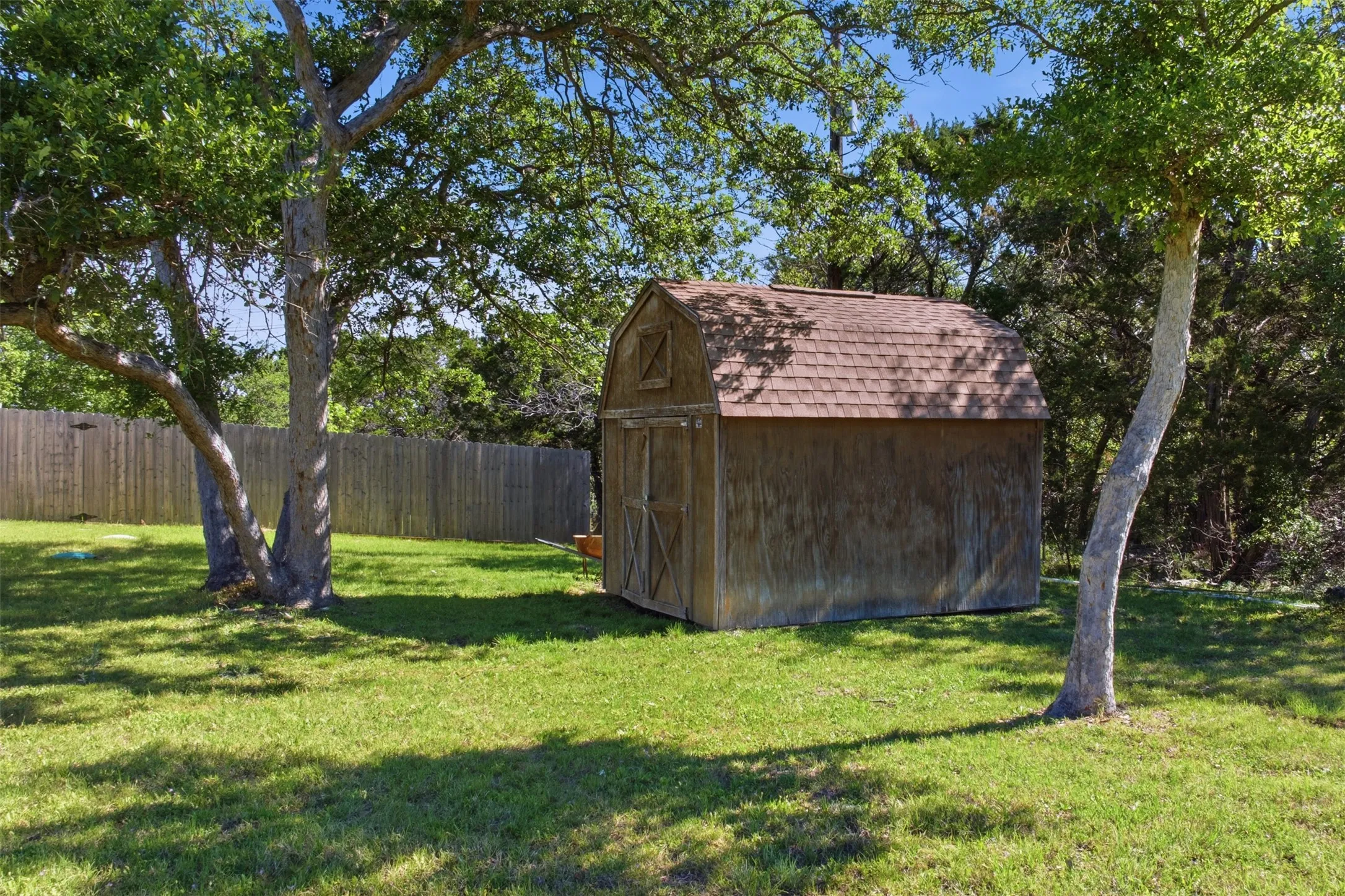 Single Family Residence For Sale in Bell County , 71 Wrangler Drive, Morgans Point Resort, Texas 76513, 4 Bedroom, 3 Bathroom, 2 Garage spaces, 2,484 Sqft, built in 1995, mls#21375041, Real Estate Agent in Morgans Point Resort, Homes For Sale in Bell county, Homes For Sale in Morgans Point Resort, Realtor in Morgans Point Resort Texas, Real Estate Brokerage Independent Realty Texas, Luminita Cordes Realtor