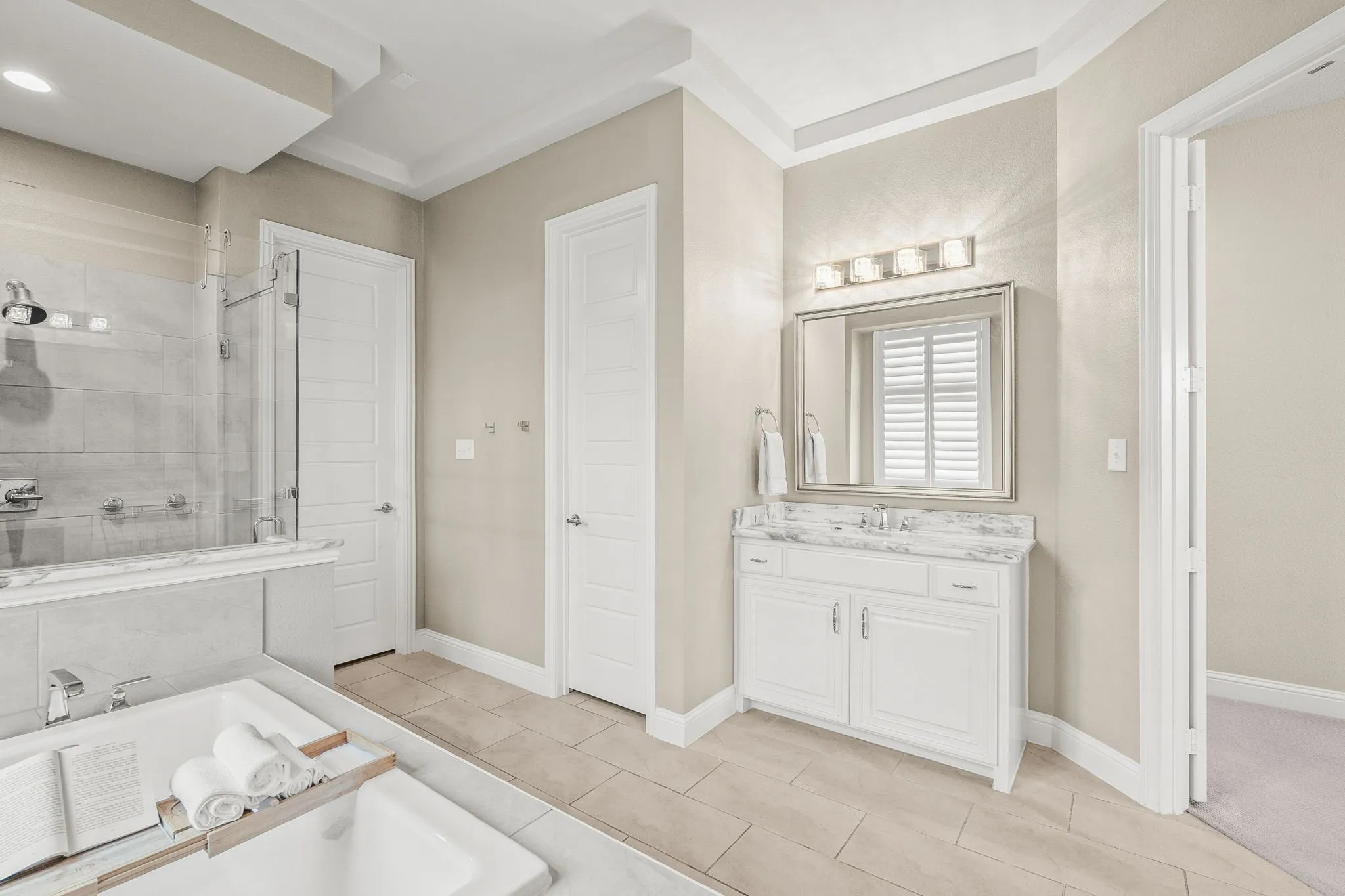Single Family Residence For Sale in Collin County , 1405 Devonshire Drive, Celina, Texas 75009, 5 Bedroom, 5 Bathroom, 3 Garage spaces, 4,303 Sqft, built in 2016, mls#21373606, Real Estate Agent in Celina, Homes For Sale in Collin county, Homes For Sale in Celina, Realtor in Celina Texas, Real Estate Brokerage Independent Realty Texas, Luminita Cordes Realtor