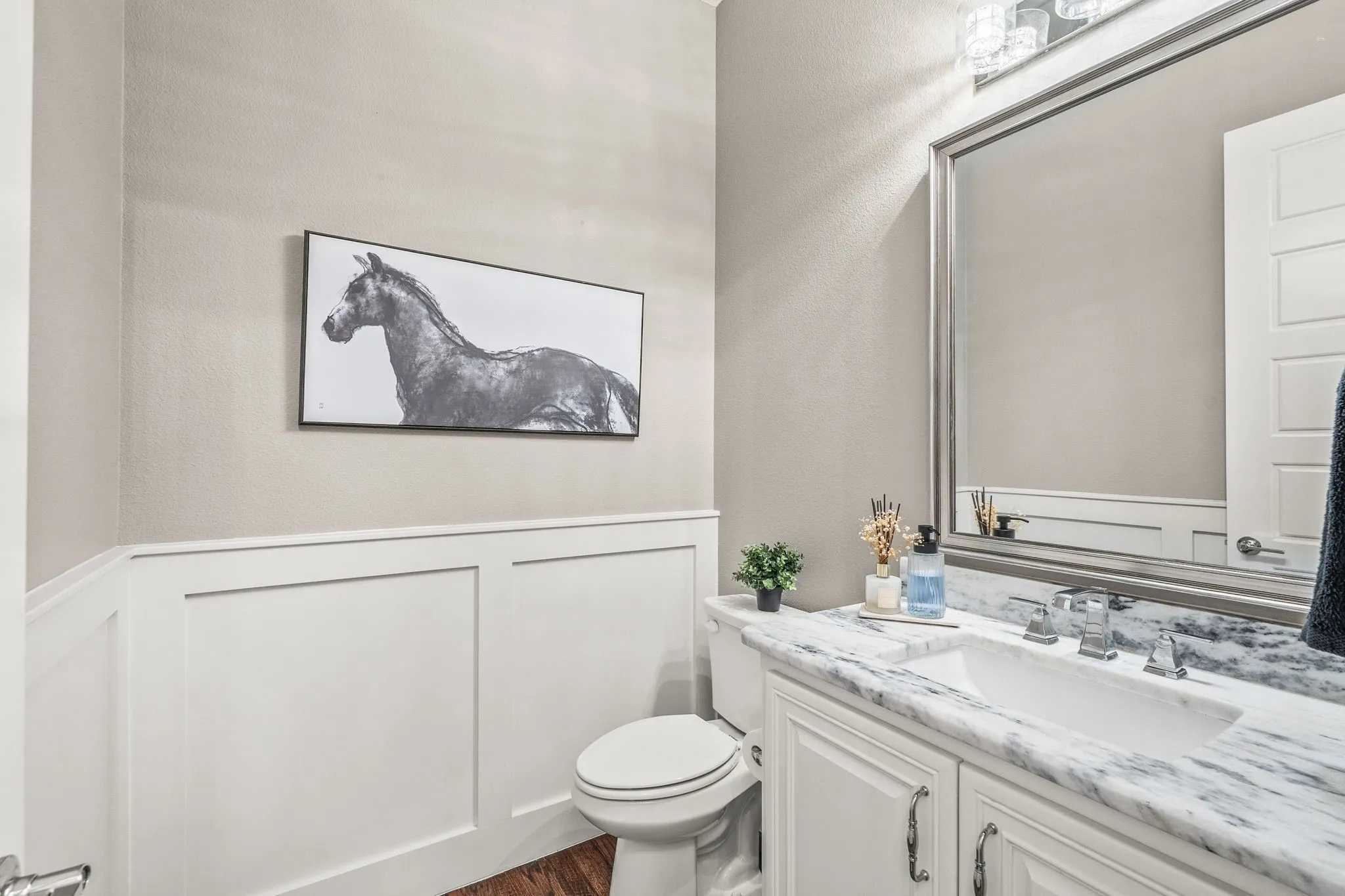 Single Family Residence For Sale in Collin County , 1405 Devonshire Drive, Celina, Texas 75009, 5 Bedroom, 5 Bathroom, 3 Garage spaces, 4,303 Sqft, built in 2016, mls#21373606, Real Estate Agent in Celina, Homes For Sale in Collin county, Homes For Sale in Celina, Realtor in Celina Texas, Real Estate Brokerage Independent Realty Texas, Luminita Cordes Realtor
