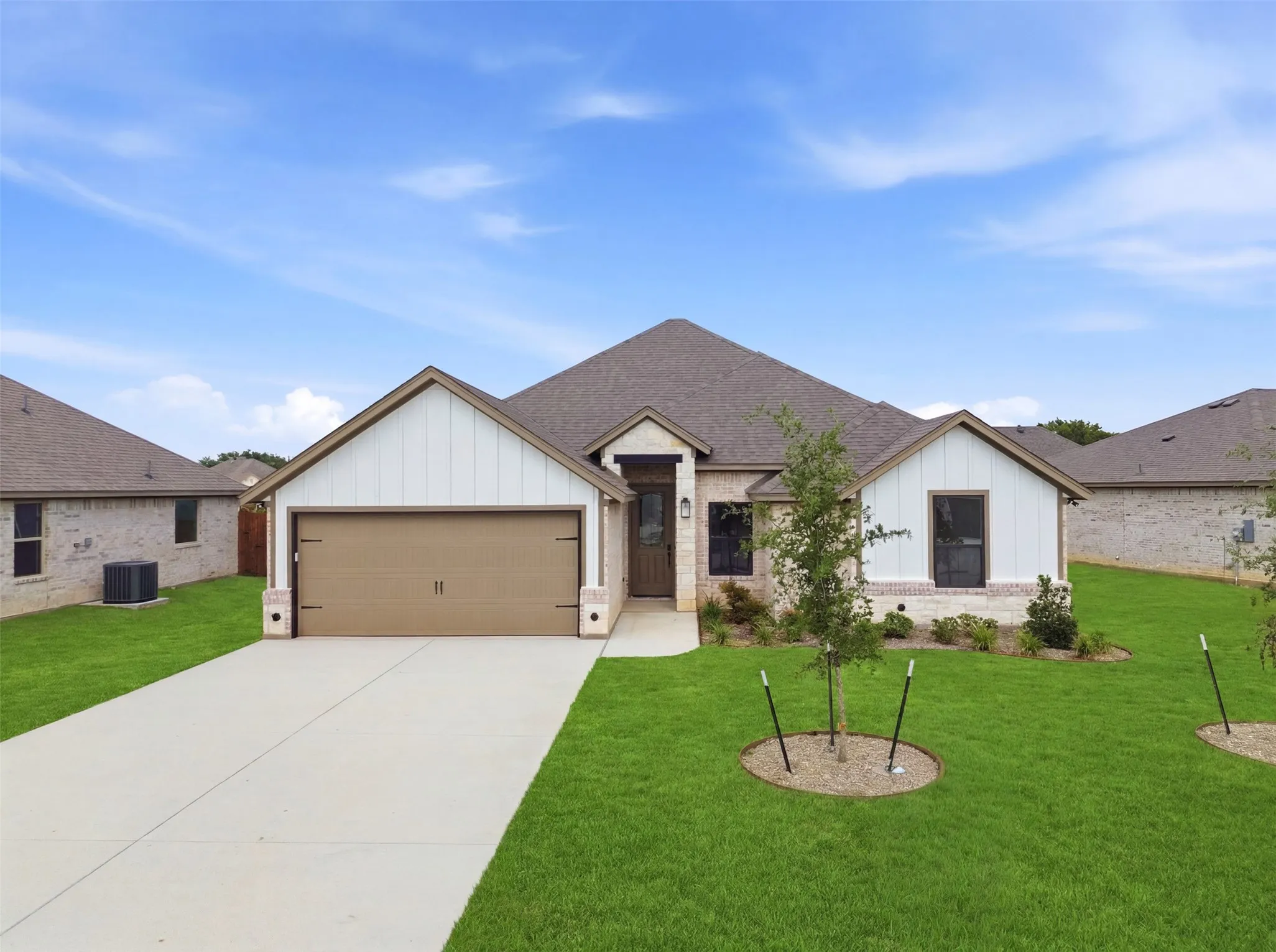 Single Family Residence For Sale in Parker County , 728 Raylan Street, Springtown, Texas 76082, 4 Bedroom, 2 Bathroom, 2 Garage spaces, 1,725 Sqft, built in 2026, mls#21373700, Real Estate Agent in Springtown, Homes For Sale in Parker county, Homes For Sale in Springtown, Realtor in Springtown Texas, Real Estate Brokerage Independent Realty Texas, Luminita Cordes Realtor