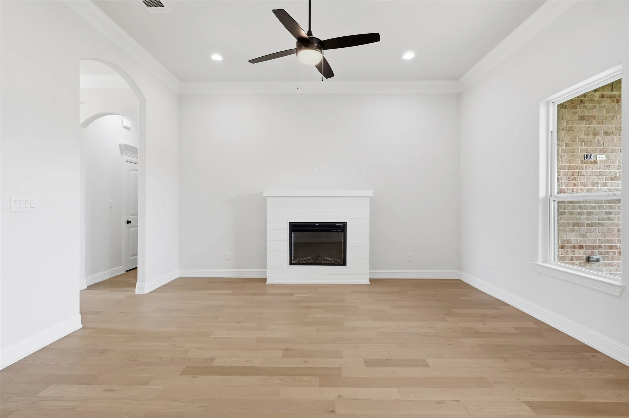 Single Family Residence For Sale in Parker County , 728 Raylan Street, Springtown, Texas 76082, 4 Bedroom, 2 Bathroom, 2 Garage spaces, 1,725 Sqft, built in 2026, mls#21373700, Real Estate Agent in Springtown, Homes For Sale in Parker county, Homes For Sale in Springtown, Realtor in Springtown Texas, Real Estate Brokerage Independent Realty Texas, Luminita Cordes Realtor