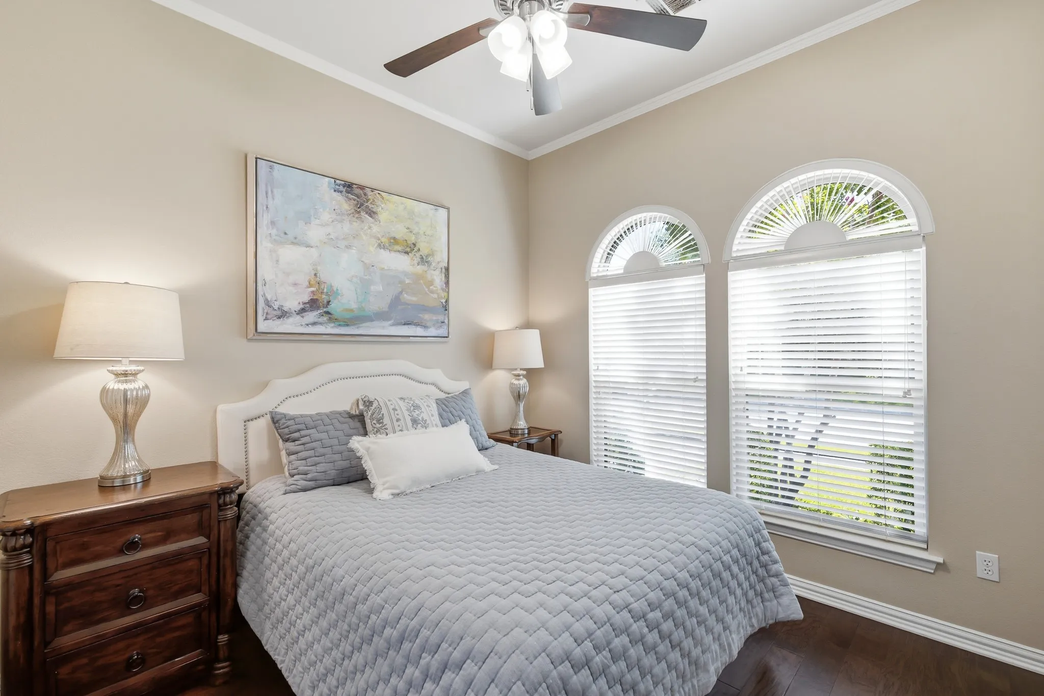 Single Family Residence For Sale in Tarrant County , 2224 Cachelle Court, Bedford, Texas 76021, 3 Bedroom, 3 Bathroom, 2 Garage spaces, 2,202 Sqft, built in 1997, mls#21361944, Real Estate Agent in Bedford, Homes For Sale in Tarrant county, Homes For Sale in Bedford, Realtor in Bedford Texas, Real Estate Brokerage Independent Realty Texas, Luminita Cordes Realtor