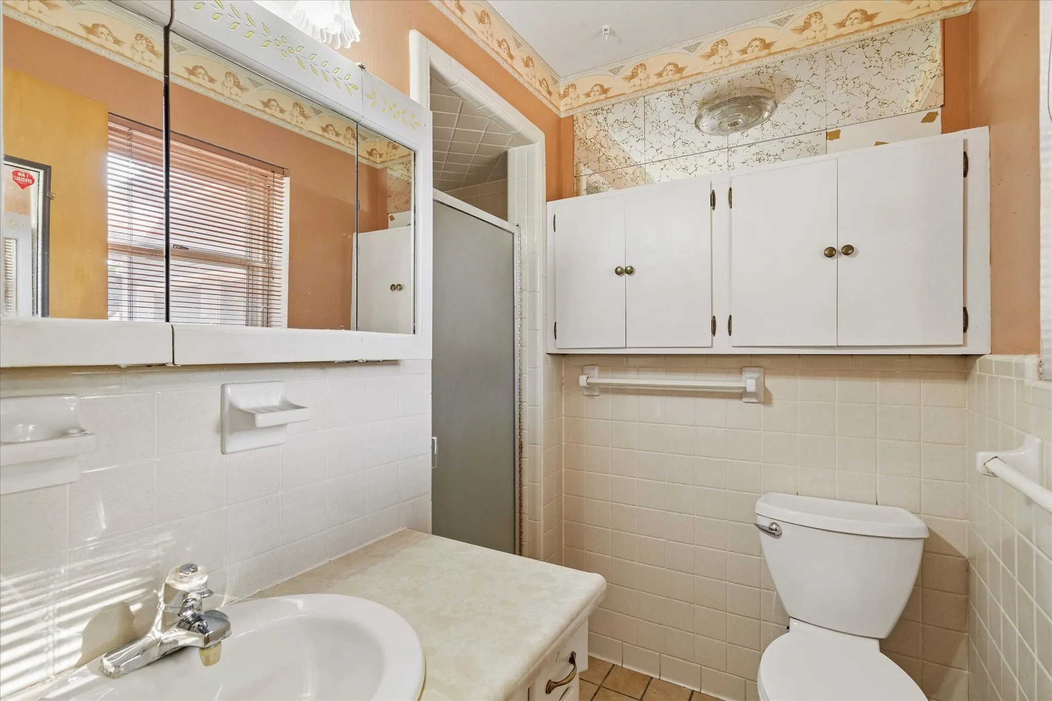 Primary Bathroom has a seperate Shower