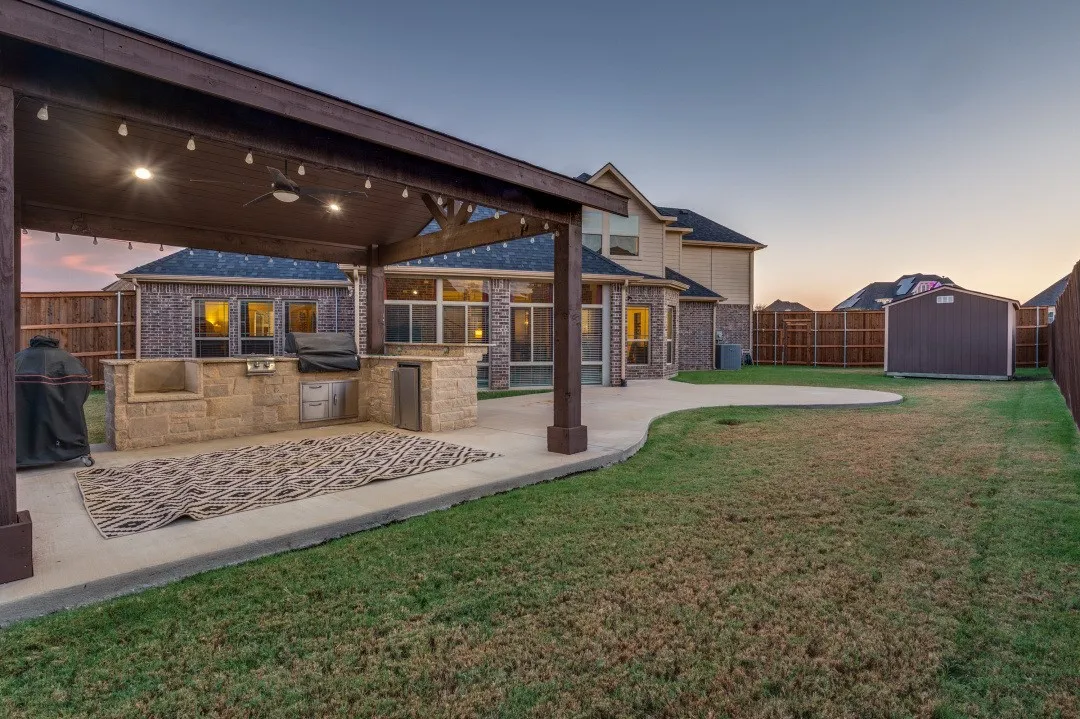 Single Family Residence For Sale in Tarrant County , 4801 Quantrill Avenue, Mansfield, Texas 76063, 4 Bedroom, 4 Bathroom, 3 Garage spaces, 3,904 Sqft, built in 2018, mls#21374780, Real Estate Agent in Mansfield, Homes For Sale in Tarrant county, Homes For Sale in Mansfield, Realtor in Mansfield Texas, Real Estate Brokerage Independent Realty Texas, Luminita Cordes Realtor