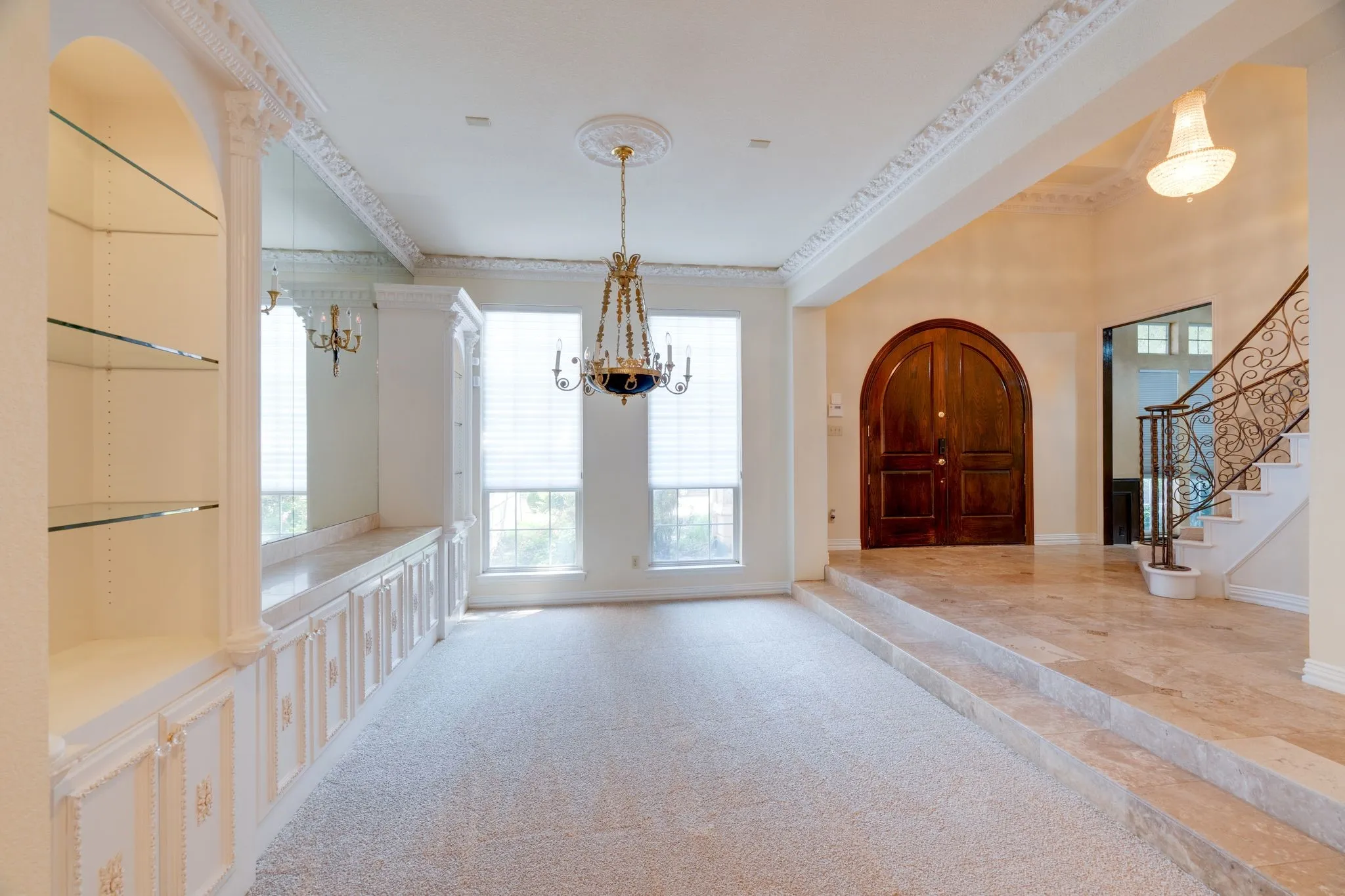Formal Dining