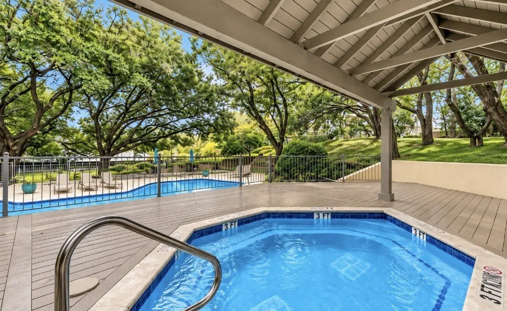 Condominium For Sale in Dallas County , 3883 Turtle Creek Boulevard 1203, Dallas, Texas 75219, 1 Bedroom, 1 Bathroom, 1 Garage spaces, 739 Sqft, built in 1963, mls#21374726, Real Estate Agent in Dallas, Homes For Sale in Dallas county, Homes For Sale in Dallas, Realtor in Dallas Texas, Real Estate Brokerage Independent Realty Texas, Luminita Cordes Realtor