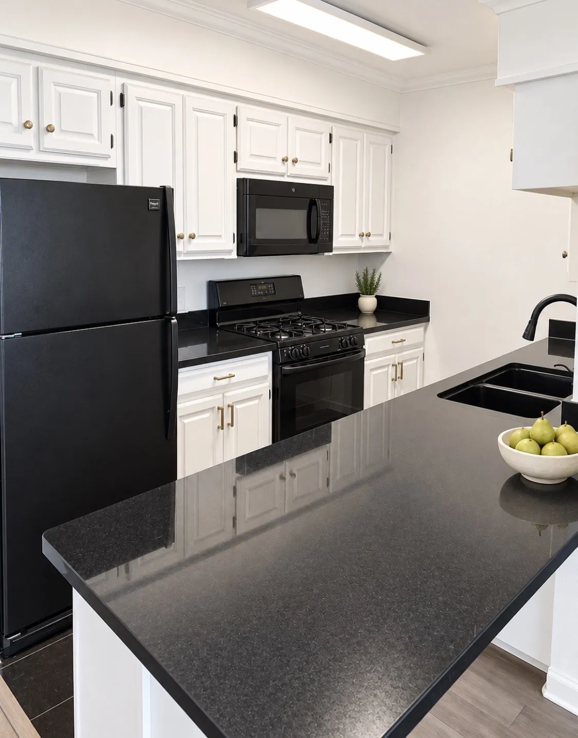 Condominium For Sale in Dallas County , 3883 Turtle Creek Boulevard 1203, Dallas, Texas 75219, 1 Bedroom, 1 Bathroom, 1 Garage spaces, 739 Sqft, built in 1963, mls#21374726, Real Estate Agent in Dallas, Homes For Sale in Dallas county, Homes For Sale in Dallas, Realtor in Dallas Texas, Real Estate Brokerage Independent Realty Texas, Luminita Cordes Realtor