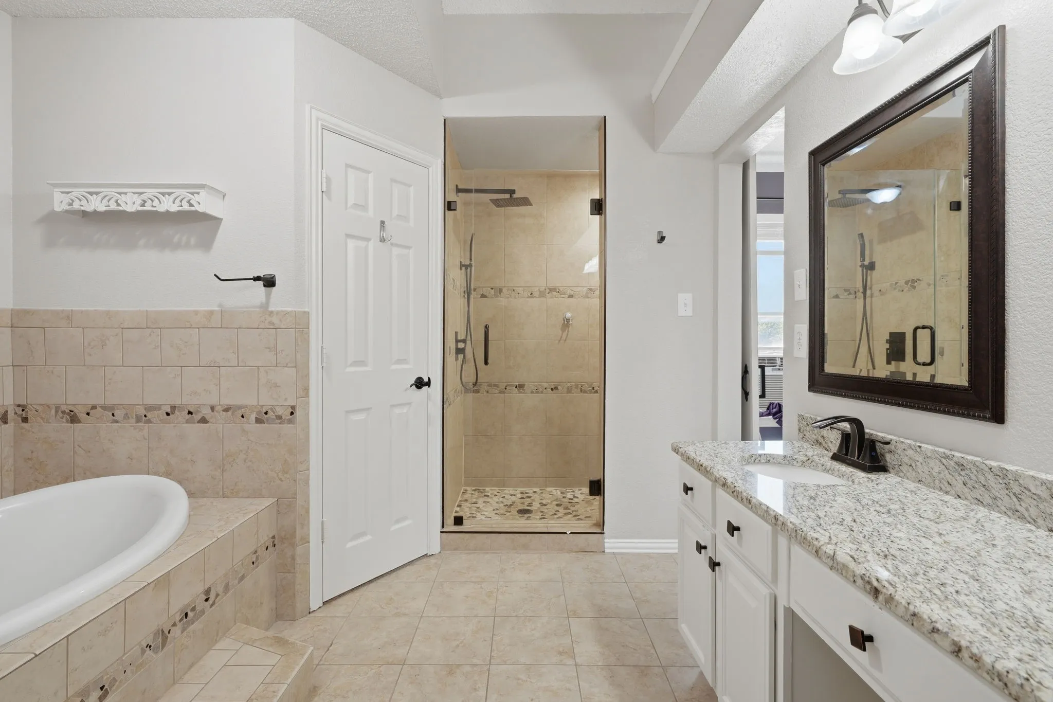 Single Family Residence For Sale in Tarrant County , 1808 Rybovich Lane, Mansfield, Texas 76063, 4 Bedroom, 3 Bathroom, 2 Garage spaces, 2,192 Sqft, built in 2002, mls#21374871, Real Estate Agent in Mansfield, Homes For Sale in Tarrant county, Homes For Sale in Mansfield, Realtor in Mansfield Texas, Real Estate Brokerage Independent Realty Texas, Luminita Cordes Realtor