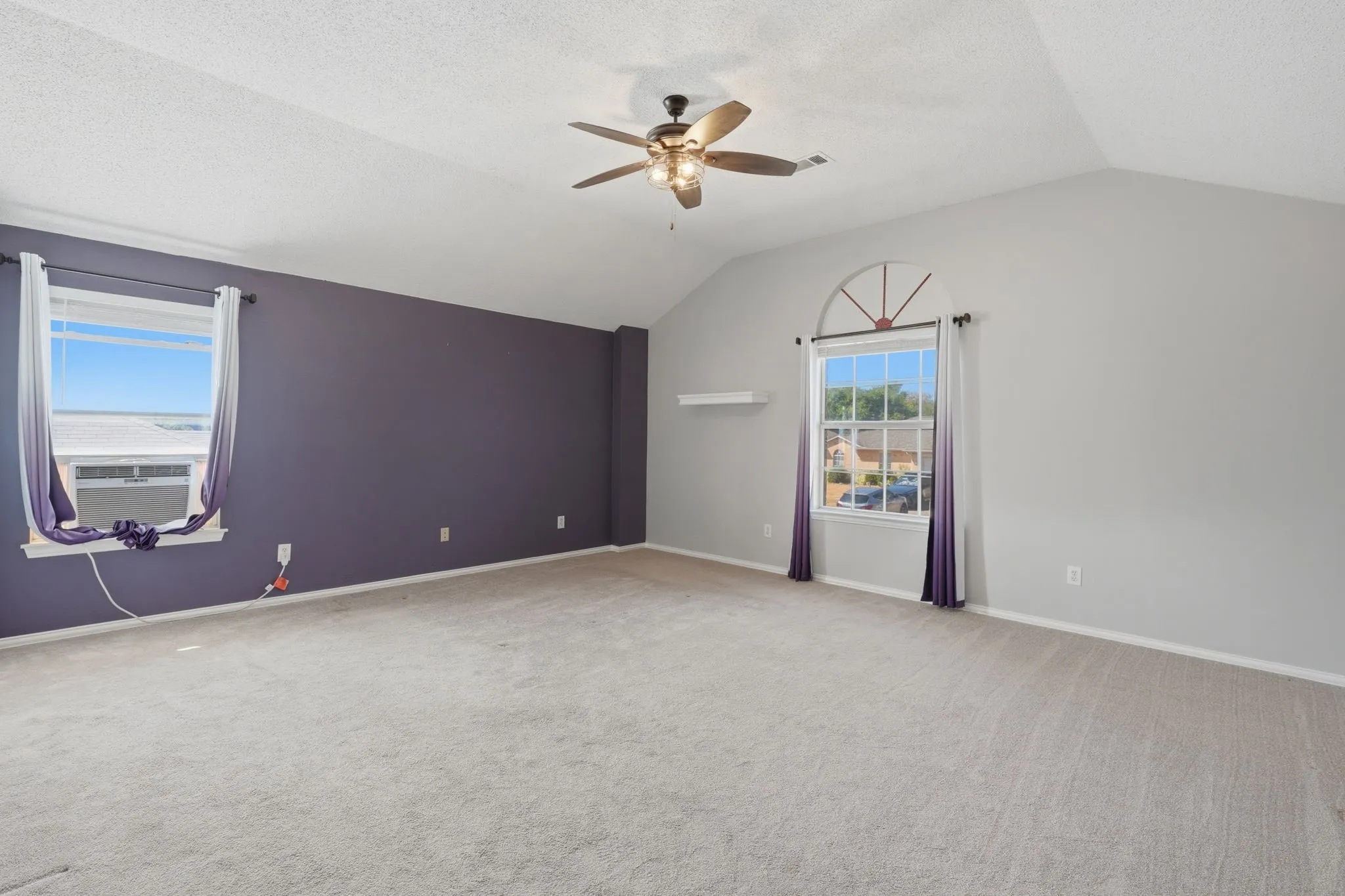 Single Family Residence For Sale in Tarrant County , 1808 Rybovich Lane, Mansfield, Texas 76063, 4 Bedroom, 3 Bathroom, 2 Garage spaces, 2,192 Sqft, built in 2002, mls#21374871, Real Estate Agent in Mansfield, Homes For Sale in Tarrant county, Homes For Sale in Mansfield, Realtor in Mansfield Texas, Real Estate Brokerage Independent Realty Texas, Luminita Cordes Realtor