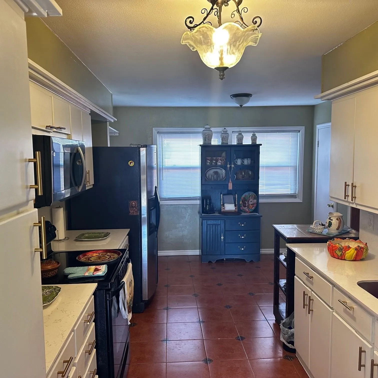 Single Family Residence For Sale in Dallas County , 12135 High Meadow Drive, Dallas, Texas 75234, 3 Bedroom, 2 Bathroom, 2 Garage spaces, 1,569 Sqft, built in 1961, mls#21375282, Real Estate Agent in Dallas, Homes For Sale in Dallas county, Homes For Sale in Dallas, Realtor in Dallas Texas, Real Estate Brokerage Independent Realty Texas, Luminita Cordes Realtor