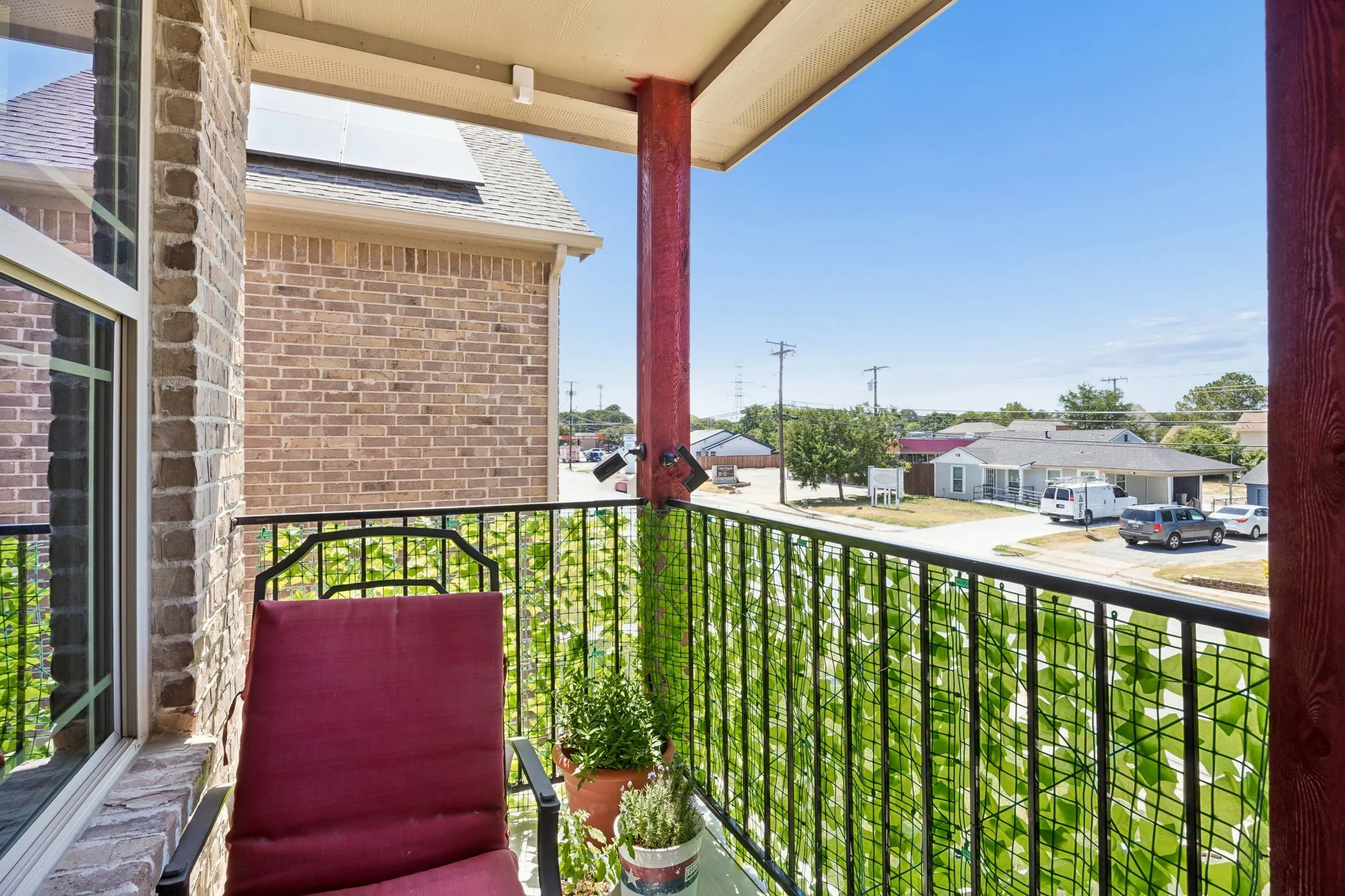 Single Family Residence For Rent in Dallas County , 431 W Pioneer Drive, Irving, Texas 75061, 4 Bedroom, 3 Bathroom, 2 Garage spaces, 2,632 Sqft, built in 2020, mls#21375206, Real Estate Agent in Irving, Homes For Rent in Dallas county, Homes For Rent in Irving, Realtor in Irving Texas, Real Estate Brokerage Independent Realty Texas, Luminita Cordes Realtor