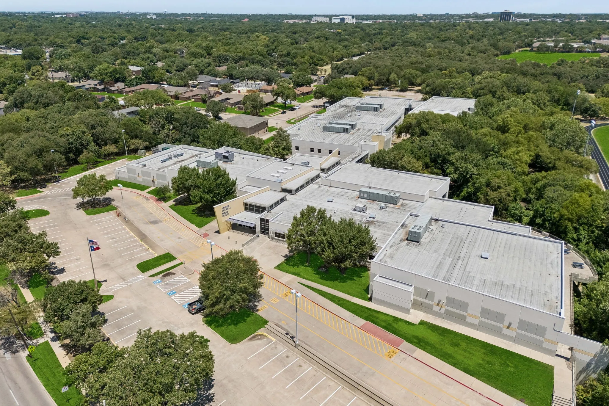 Single Family Residence For Rent in Dallas County , 431 W Pioneer Drive, Irving, Texas 75061, 4 Bedroom, 3 Bathroom, 2 Garage spaces, 2,632 Sqft, built in 2020, mls#21375206, Real Estate Agent in Irving, Homes For Rent in Dallas county, Homes For Rent in Irving, Realtor in Irving Texas, Real Estate Brokerage Independent Realty Texas, Luminita Cordes Realtor