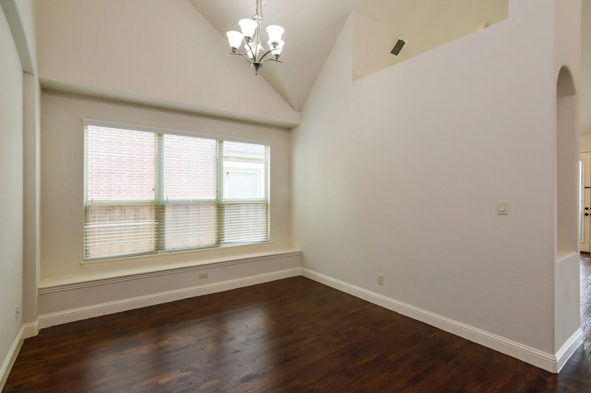 Single Family Residence For Rent in Denton County , 759 Stardrift Avenue, Frisco, Texas 75036, 4 Bedroom, 3 Bathroom, 2 Garage spaces, 2,600 Sqft, built in 2014, mls#21349938, Real Estate Agent in Frisco, Homes For Rent in Denton county, Homes For Rent in Frisco, Realtor in Frisco Texas, Real Estate Brokerage Independent Realty Texas, Luminita Cordes Realtor