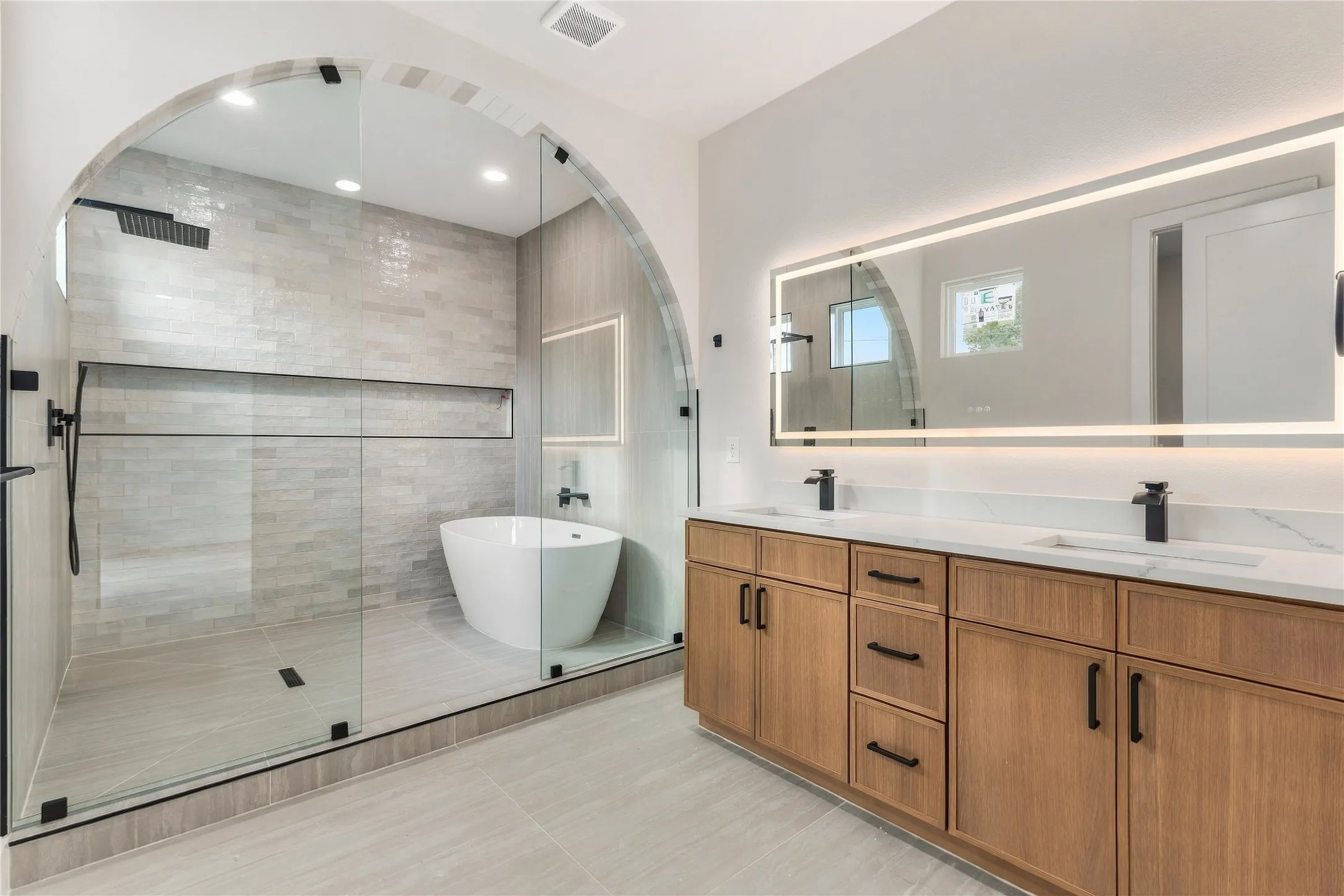 Single Family Residence For Sale in Dallas County , 3914 Spence Street, Dallas, Texas 75215, 4 Bedroom, 3 Bathroom, 2 Garage spaces, 2,088 Sqft, built in 2026, mls#21362023, Real Estate Agent in Dallas, Homes For Sale in Dallas county, Homes For Sale in Dallas, Realtor in Dallas Texas, Real Estate Brokerage Independent Realty Texas, Luminita Cordes Realtor