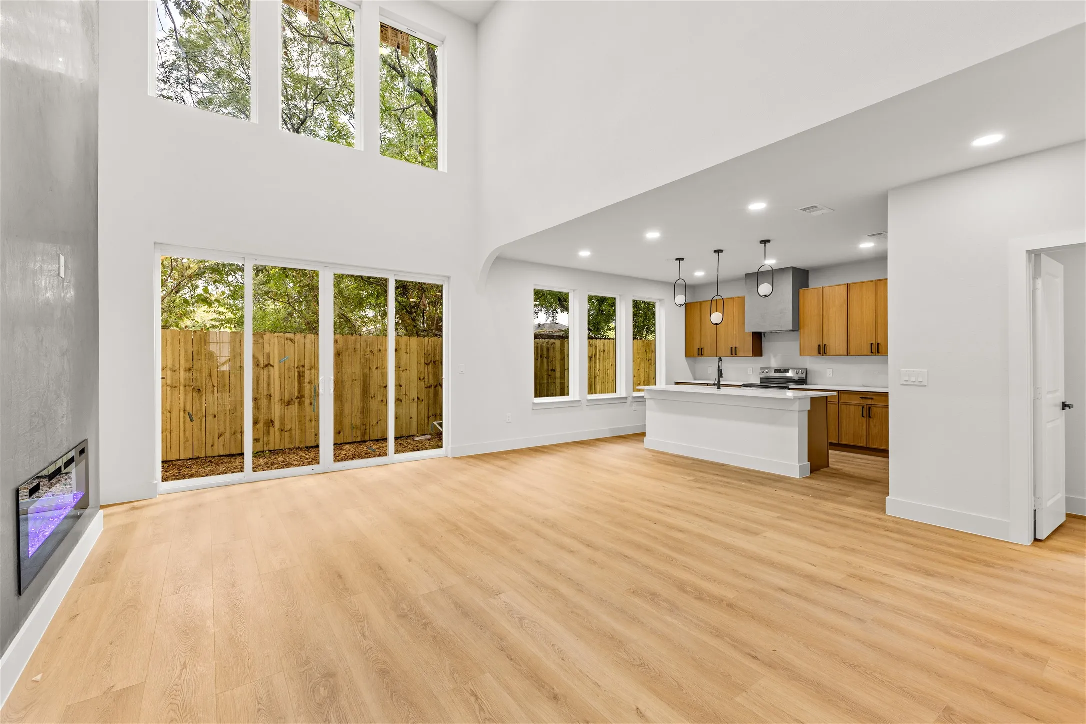 Single Family Residence For Sale in Dallas County , 3914 Spence Street, Dallas, Texas 75215, 4 Bedroom, 3 Bathroom, 2 Garage spaces, 2,088 Sqft, built in 2026, mls#21362023, Real Estate Agent in Dallas, Homes For Sale in Dallas county, Homes For Sale in Dallas, Realtor in Dallas Texas, Real Estate Brokerage Independent Realty Texas, Luminita Cordes Realtor