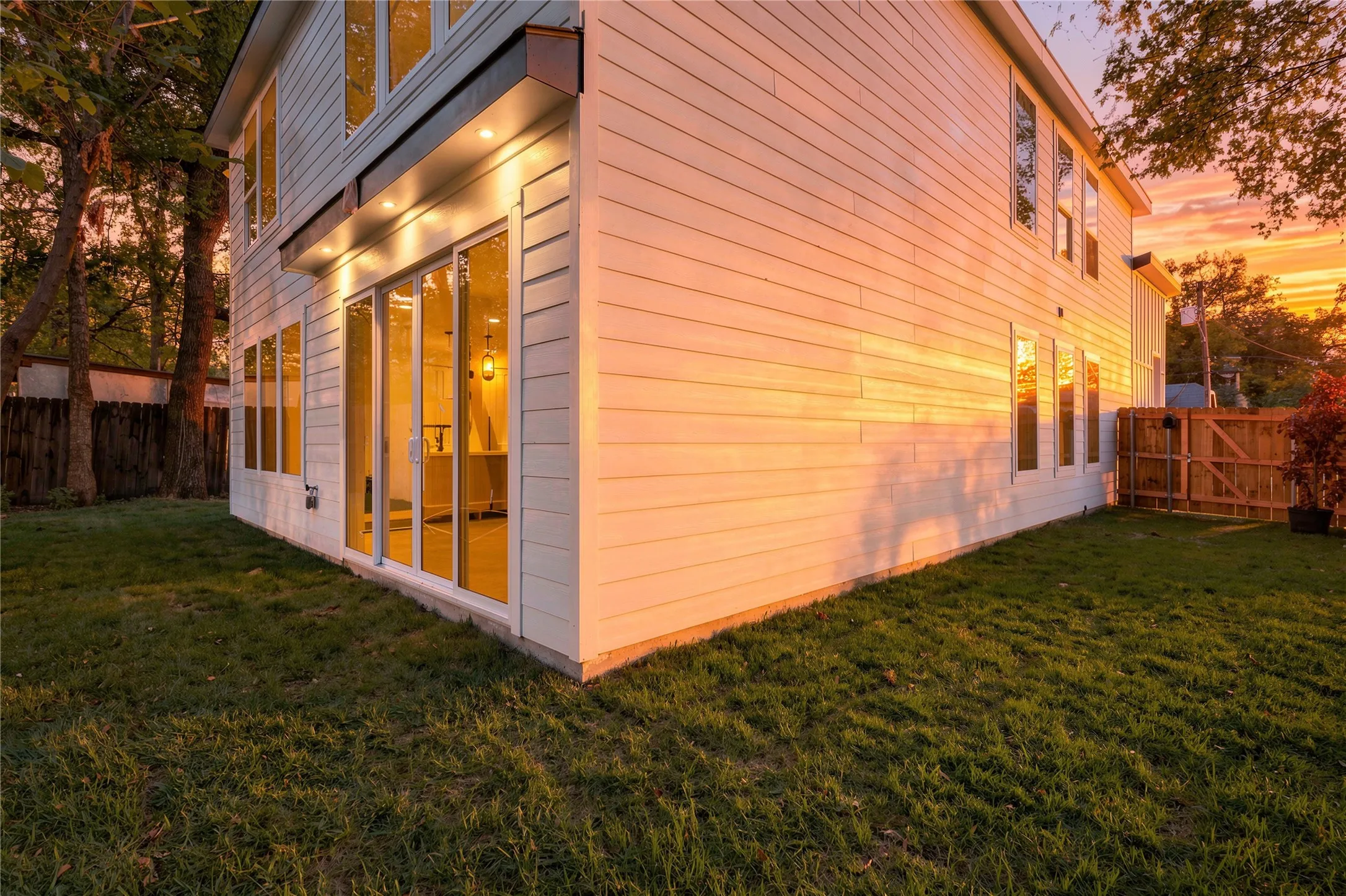 Single Family Residence For Sale in Dallas County , 3914 Spence Street, Dallas, Texas 75215, 4 Bedroom, 3 Bathroom, 2 Garage spaces, 2,088 Sqft, built in 2026, mls#21362023, Real Estate Agent in Dallas, Homes For Sale in Dallas county, Homes For Sale in Dallas, Realtor in Dallas Texas, Real Estate Brokerage Independent Realty Texas, Luminita Cordes Realtor