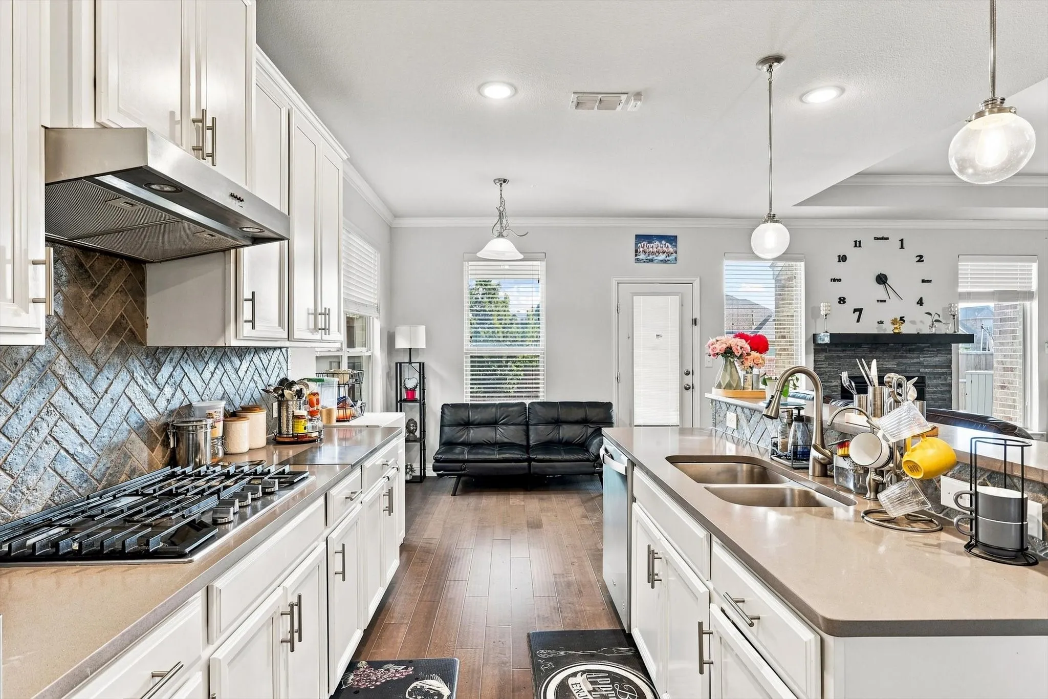 Single Family Residence For Rent in Collin County , 3122 Turkey Creek Trail, Celina, Texas 75078, 4 Bedroom, 4 Bathroom, 2 Garage spaces, 3,045 Sqft, built in 2018, mls#21371917, Real Estate Agent in Celina, Homes For Rent in Collin county, Homes For Rent in Celina, Realtor in Celina Texas, Real Estate Brokerage Independent Realty Texas, Luminita Cordes Realtor