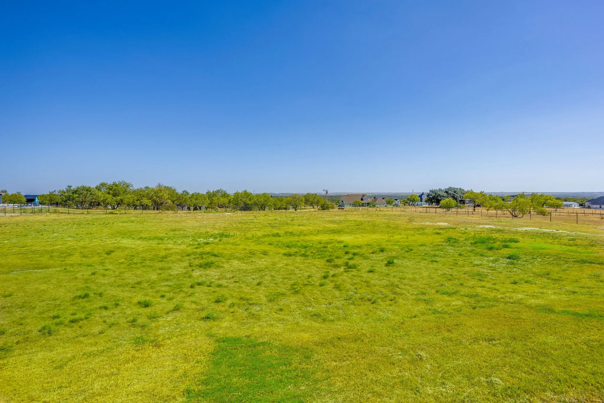 Single Family Residence For Sale in Parker County , 305 Kolb Drive, Aledo, Texas 76008, 5 Bedroom, 4 Bathroom, 3 Garage spaces, 3,730 Sqft, built in 2021, mls#21374422, Real Estate Agent in Aledo, Homes For Sale in Parker county, Homes For Sale in Aledo, Realtor in Aledo Texas, Real Estate Brokerage Independent Realty Texas, Luminita Cordes Realtor