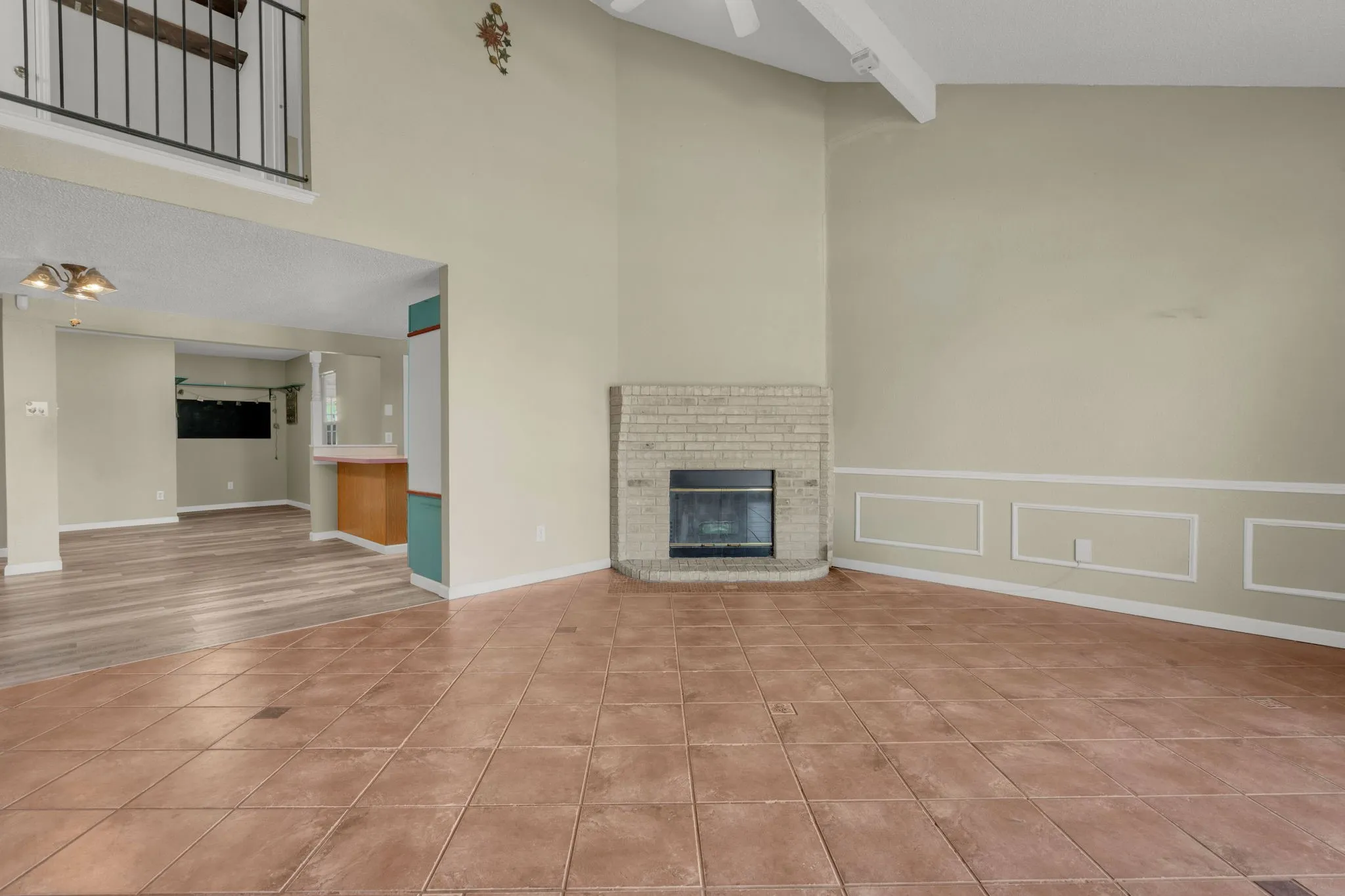 Single Family Residence For Sale in Johnson County , 7029 County Road 526, Mansfield, Texas 76063, 4 Bedroom, 3 Bathroom, 2 Garage spaces, 1,818 Sqft, built in 1997, mls#21369594, Real Estate Agent in Mansfield, Homes For Sale in Johnson county, Homes For Sale in Mansfield, Realtor in Mansfield Texas, Real Estate Brokerage Independent Realty Texas, Luminita Cordes Realtor
