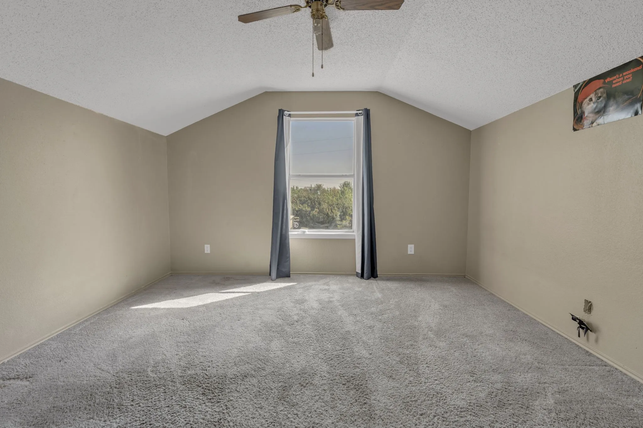 Single Family Residence For Sale in Johnson County , 7029 County Road 526, Mansfield, Texas 76063, 4 Bedroom, 3 Bathroom, 2 Garage spaces, 1,818 Sqft, built in 1997, mls#21369594, Real Estate Agent in Mansfield, Homes For Sale in Johnson county, Homes For Sale in Mansfield, Realtor in Mansfield Texas, Real Estate Brokerage Independent Realty Texas, Luminita Cordes Realtor