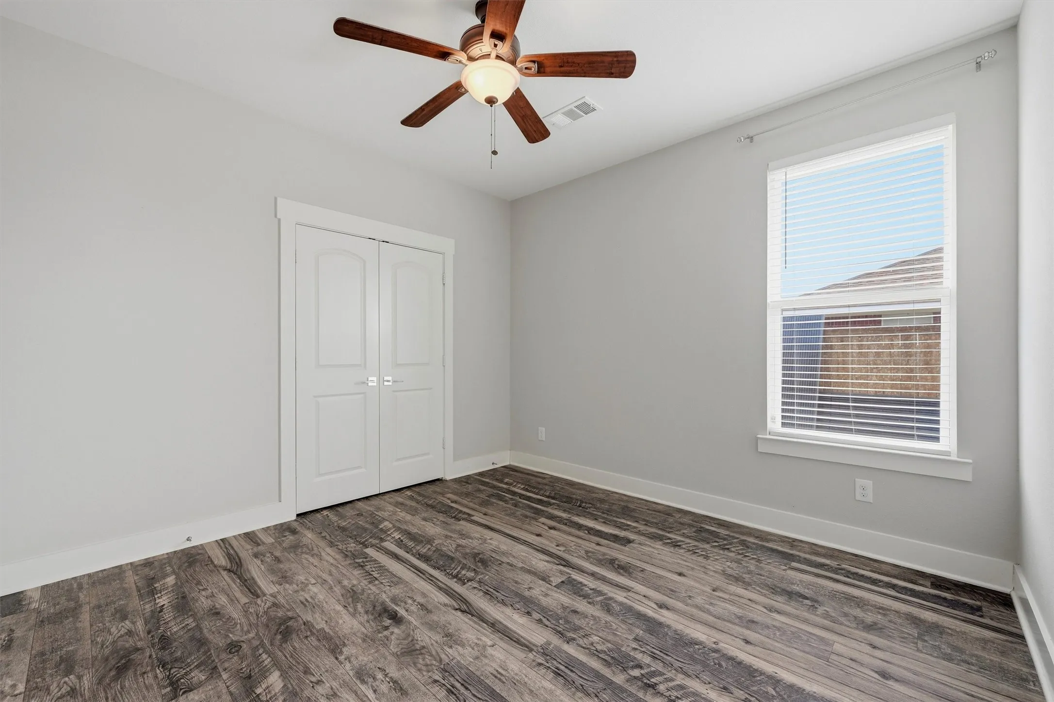 Single Family Residence For Sale in Grayson County , 122 Alma Lane, Whitewright, Texas 75491, 3 Bedroom, 2 Bathroom, 2 Garage spaces, 1,829 Sqft, built in 2019, mls#21375314, Real Estate Agent in Whitewright, Homes For Sale in Grayson county, Homes For Sale in Whitewright, Realtor in Whitewright Texas, Real Estate Brokerage Independent Realty Texas, Luminita Cordes Realtor