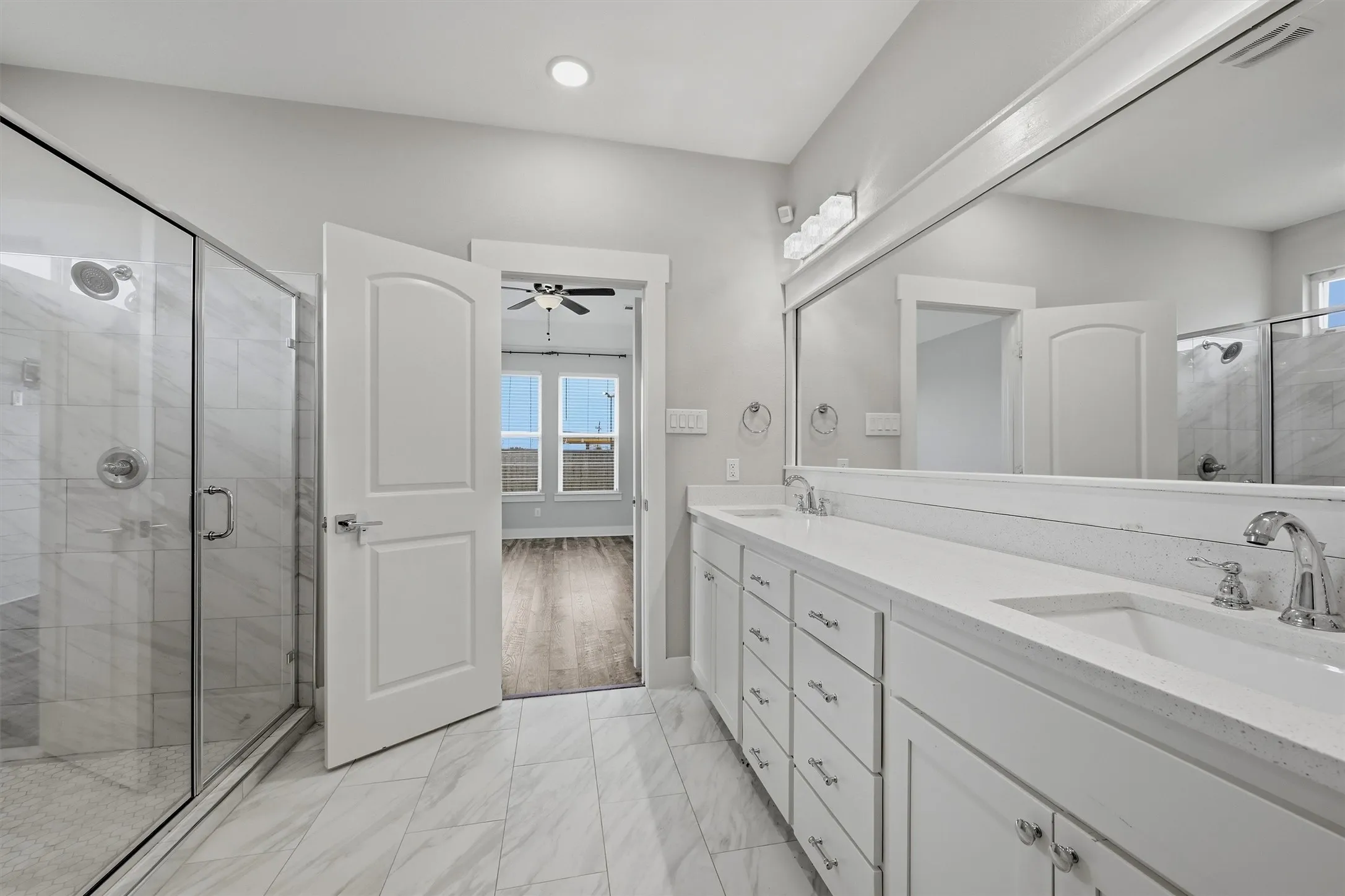Single Family Residence For Sale in Grayson County , 122 Alma Lane, Whitewright, Texas 75491, 3 Bedroom, 2 Bathroom, 2 Garage spaces, 1,829 Sqft, built in 2019, mls#21375314, Real Estate Agent in Whitewright, Homes For Sale in Grayson county, Homes For Sale in Whitewright, Realtor in Whitewright Texas, Real Estate Brokerage Independent Realty Texas, Luminita Cordes Realtor