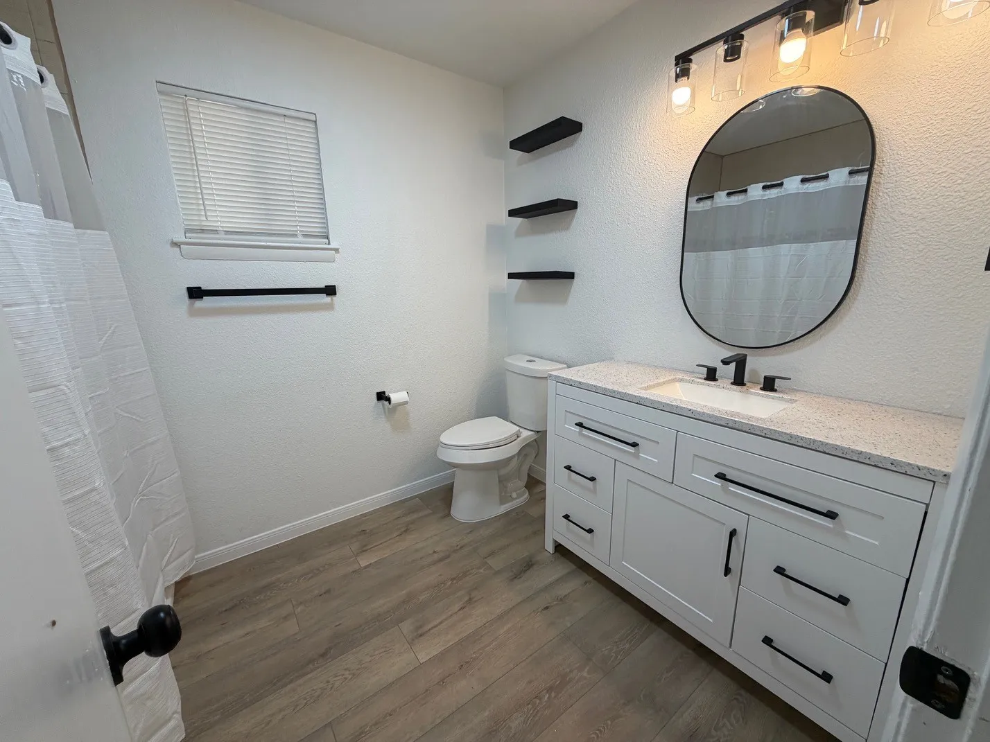 Single Family Residence For Rent in Dallas County , 434 E Spring Valley Road, Richardson, Texas 75081, 3 Bedroom, 2 Bathroom, 2 Garage spaces, 1,629 Sqft, built in 1960, mls#21375303, Real Estate Agent in Richardson, Homes For Rent in Dallas county, Homes For Rent in Richardson, Realtor in Richardson Texas, Real Estate Brokerage Independent Realty Texas, Luminita Cordes Realtor