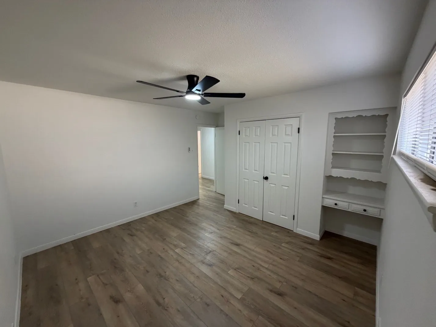 Single Family Residence For Rent in Dallas County , 434 E Spring Valley Road, Richardson, Texas 75081, 3 Bedroom, 2 Bathroom, 2 Garage spaces, 1,629 Sqft, built in 1960, mls#21375303, Real Estate Agent in Richardson, Homes For Rent in Dallas county, Homes For Rent in Richardson, Realtor in Richardson Texas, Real Estate Brokerage Independent Realty Texas, Luminita Cordes Realtor