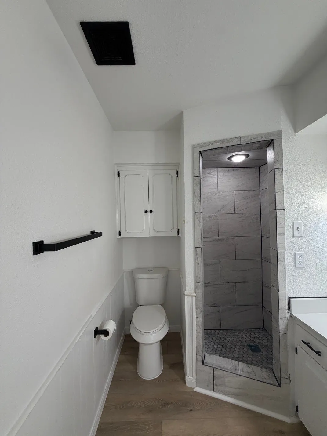 Single Family Residence For Rent in Dallas County , 434 E Spring Valley Road, Richardson, Texas 75081, 3 Bedroom, 2 Bathroom, 2 Garage spaces, 1,629 Sqft, built in 1960, mls#21375303, Real Estate Agent in Richardson, Homes For Rent in Dallas county, Homes For Rent in Richardson, Realtor in Richardson Texas, Real Estate Brokerage Independent Realty Texas, Luminita Cordes Realtor