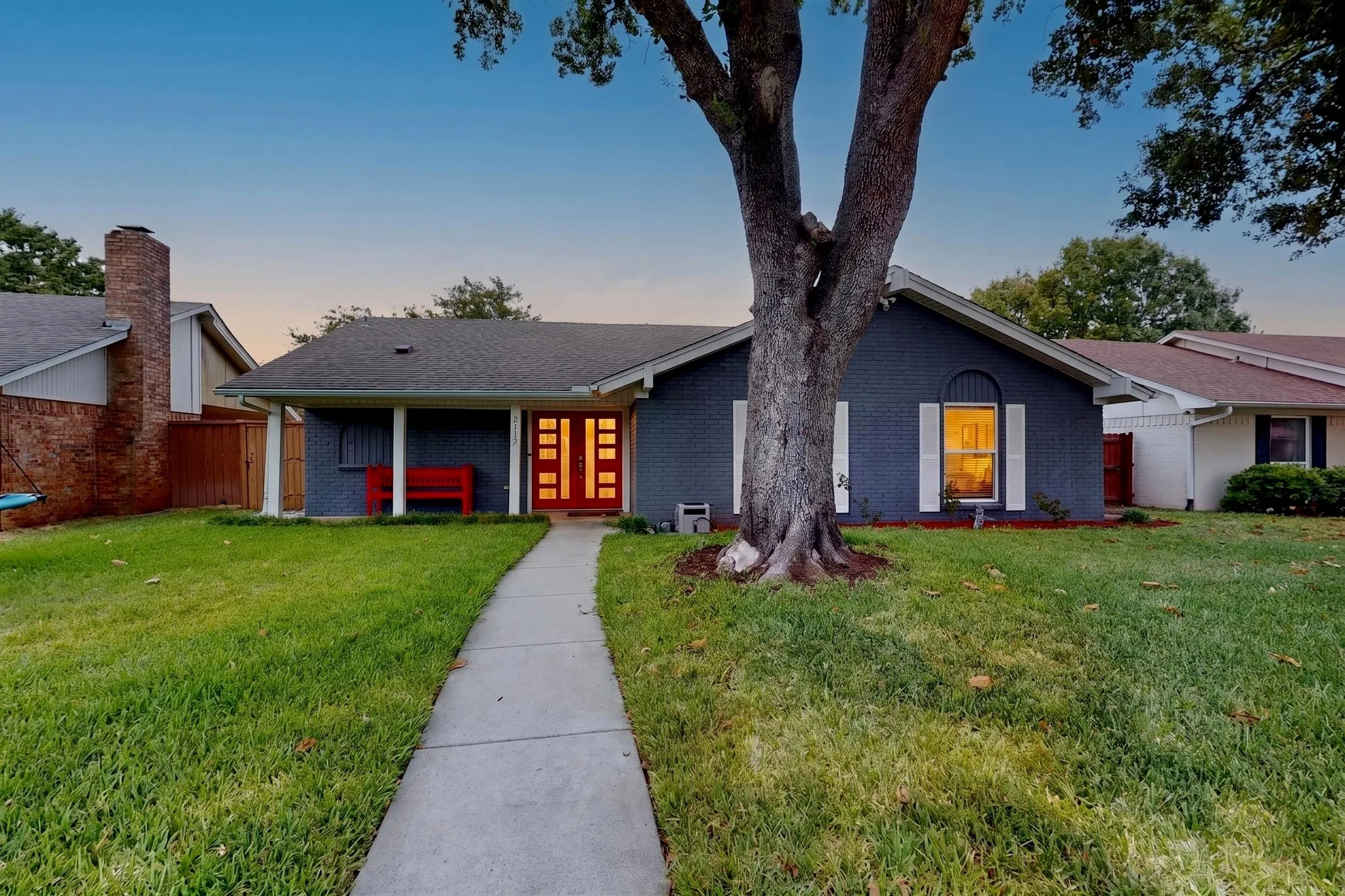 Single Family Residence For Sale in Dallas County , 2117 Homestead Place, Garland, Texas 75044, 4 Bedroom, 2 Bathroom, 2 Garage spaces, 1,614 Sqft, built in 1973, mls#21371105, Real Estate Agent in Garland, Homes For Sale in Dallas county, Homes For Sale in Garland, Realtor in Garland Texas, Real Estate Brokerage Independent Realty Texas, Luminita Cordes Realtor