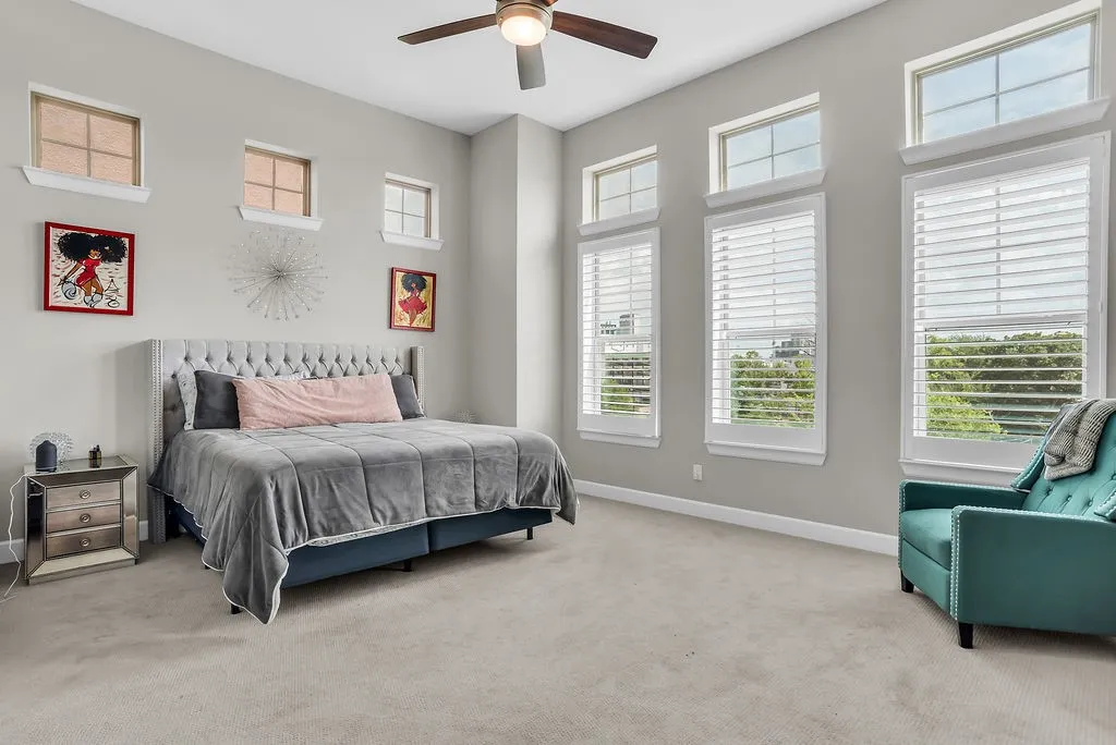 Townhouse For Rent in Dallas County , 1362 Arch Place, Dallas, Texas 75215, 4 Bedroom, 5 Bathroom, 2 Garage spaces, 2,606 Sqft, built in 2017, mls#21375219, Real Estate Agent in Dallas, Homes For Rent in Dallas county, Homes For Rent in Dallas, Realtor in Dallas Texas, Real Estate Brokerage Independent Realty Texas, Luminita Cordes Realtor