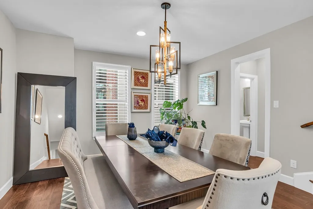 Townhouse For Rent in Dallas County , 1362 Arch Place, Dallas, Texas 75215, 4 Bedroom, 5 Bathroom, 2 Garage spaces, 2,606 Sqft, built in 2017, mls#21375219, Real Estate Agent in Dallas, Homes For Rent in Dallas county, Homes For Rent in Dallas, Realtor in Dallas Texas, Real Estate Brokerage Independent Realty Texas, Luminita Cordes Realtor