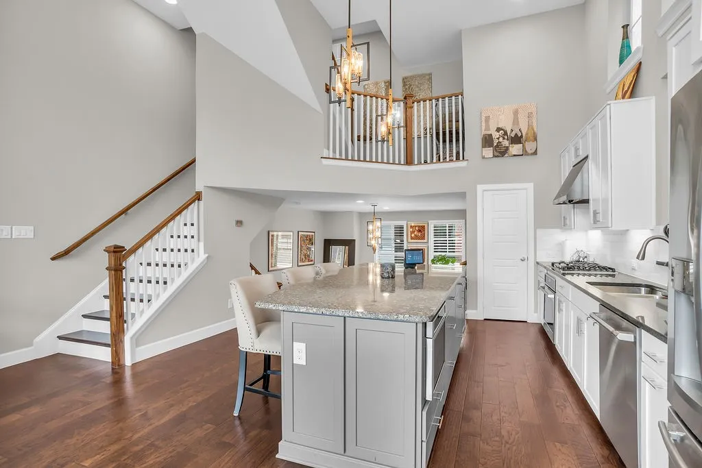 Townhouse For Rent in Dallas County , 1362 Arch Place, Dallas, Texas 75215, 4 Bedroom, 5 Bathroom, 2 Garage spaces, 2,606 Sqft, built in 2017, mls#21375219, Real Estate Agent in Dallas, Homes For Rent in Dallas county, Homes For Rent in Dallas, Realtor in Dallas Texas, Real Estate Brokerage Independent Realty Texas, Luminita Cordes Realtor