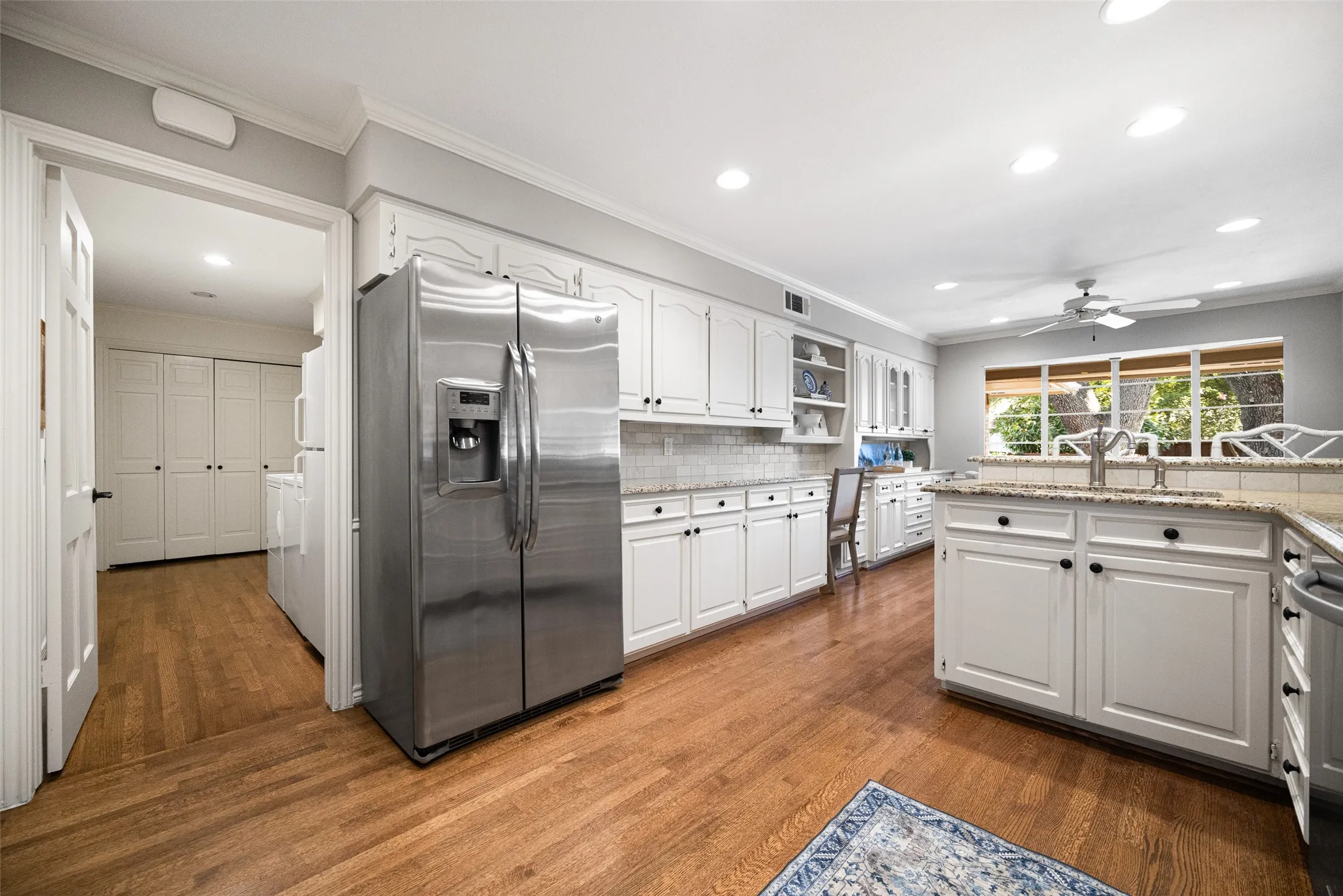 Single Family Residence For Sale in Dallas County , 7117 Chipperton Drive, Dallas, Texas 75225, 4 Bedroom, 4 Bathroom, 2 Garage spaces, 2,963 Sqft, built in 1968, mls#21368249, Real Estate Agent in Dallas, Homes For Sale in Dallas county, Homes For Sale in Dallas, Realtor in Dallas Texas, Real Estate Brokerage Independent Realty Texas, Luminita Cordes Realtor