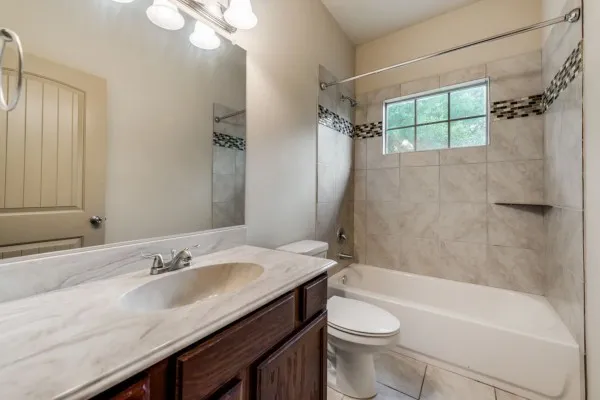 Townhouse For Rent in Tarrant County , 1579 Cozy Drive, Fort Worth, Texas 76120, 3 Bedroom, 2 Bathroom, 1 Garage spaces, 1,550 Sqft, built in 2014, mls#21375342, Real Estate Agent in Fort Worth, Homes For Rent in Tarrant county, Homes For Rent in Fort Worth, Realtor in Fort Worth Texas, Real Estate Brokerage Independent Realty Texas, Luminita Cordes Realtor