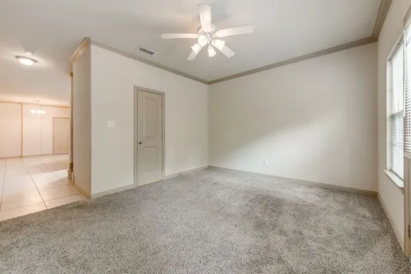 Townhouse For Rent in Tarrant County , 1579 Cozy Drive, Fort Worth, Texas 76120, 3 Bedroom, 2 Bathroom, 1 Garage spaces, 1,550 Sqft, built in 2014, mls#21375342, Real Estate Agent in Fort Worth, Homes For Rent in Tarrant county, Homes For Rent in Fort Worth, Realtor in Fort Worth Texas, Real Estate Brokerage Independent Realty Texas, Luminita Cordes Realtor