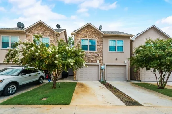 Townhouse For Rent in Tarrant County , 1579 Cozy Drive, Fort Worth, Texas 76120, 3 Bedroom, 2 Bathroom, 1 Garage spaces, 1,550 Sqft, built in 2014, mls#21375342, Real Estate Agent in Fort Worth, Homes For Rent in Tarrant county, Homes For Rent in Fort Worth, Realtor in Fort Worth Texas, Real Estate Brokerage Independent Realty Texas, Luminita Cordes Realtor