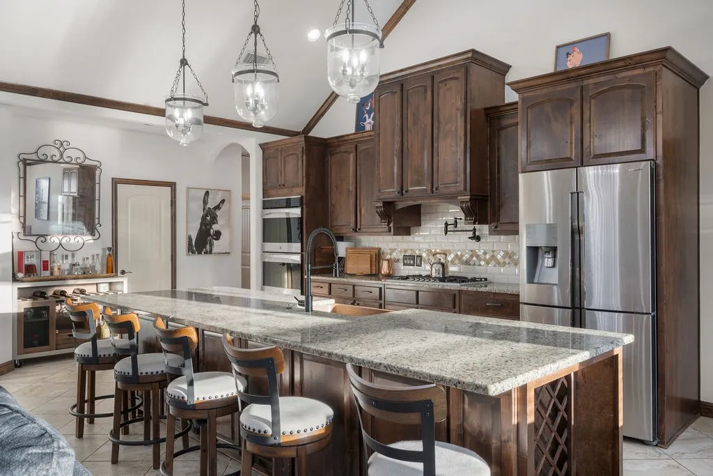 Single Family Residence For Sale in Wise County , 4069 S Fm 730, Decatur, Texas 76234, 4 Bedroom, 3 Bathroom, 4 Garage spaces, 2,686 Sqft, built in 2015, mls#21375349, Real Estate Agent in Decatur, Homes For Sale in Wise county, Homes For Sale in Decatur, Realtor in Decatur Texas, Real Estate Brokerage Independent Realty Texas, Luminita Cordes Realtor