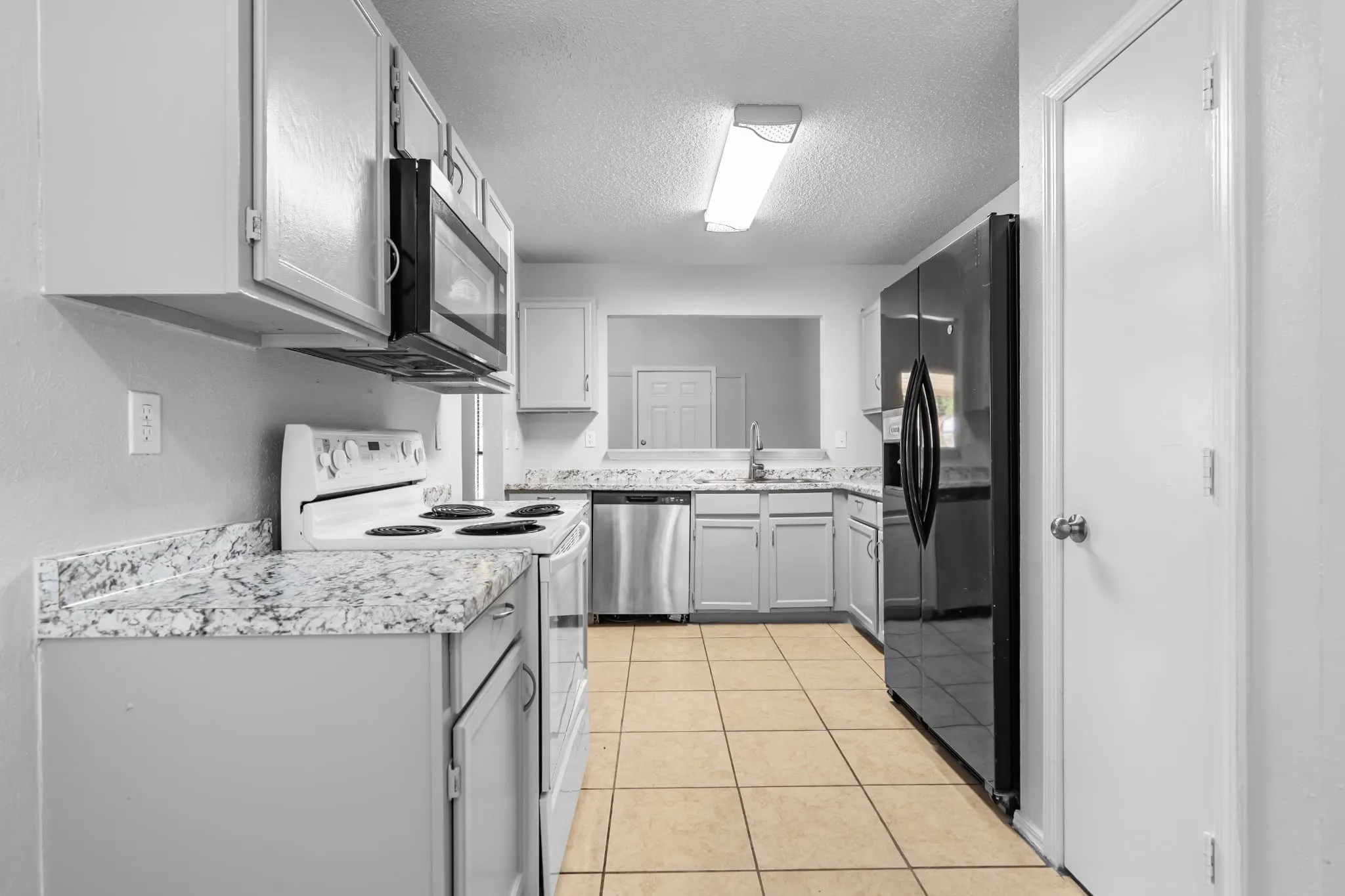 Single Family Residence For Rent in Tarrant County , 8713 Elbe Trail, Fort Worth, Texas 76118, 4 Bedroom, 3 Bathroom, 2 Garage spaces, 1,646 Sqft, built in 1986, mls#21375363, Real Estate Agent in Fort Worth, Homes For Rent in Tarrant county, Homes For Rent in Fort Worth, Realtor in Fort Worth Texas, Real Estate Brokerage Independent Realty Texas, Luminita Cordes Realtor