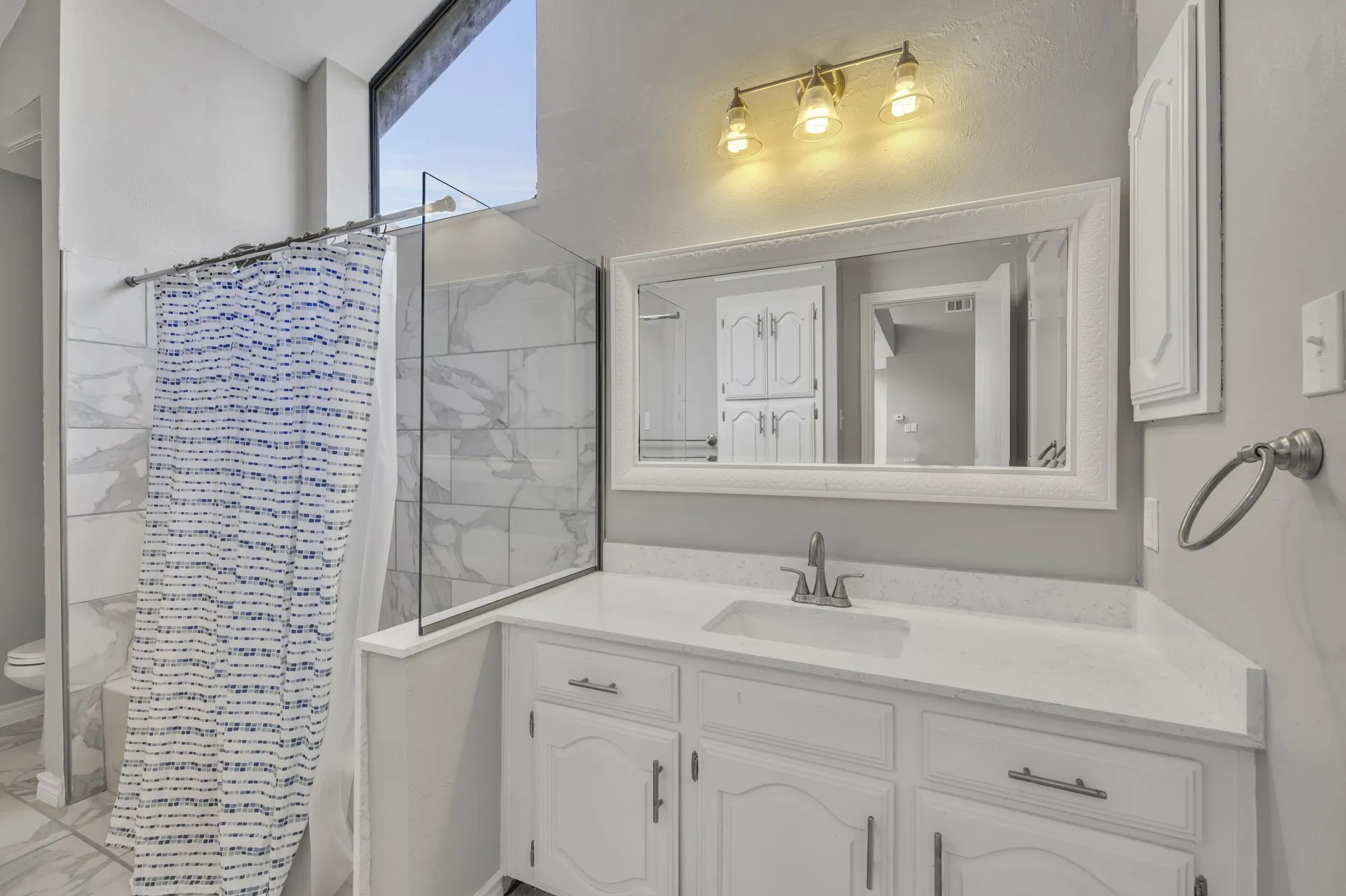 Single Family Residence For Rent in Dallas County , 2422 Libra Drive, Garland, Texas 75044, 2 Bedroom, 2 Bathroom, 2 Garage spaces, 1,098 Sqft, built in 1983, mls#21367966, Real Estate Agent in Garland, Homes For Rent in Dallas county, Homes For Rent in Garland, Realtor in Garland Texas, Real Estate Brokerage Independent Realty Texas, Luminita Cordes Realtor