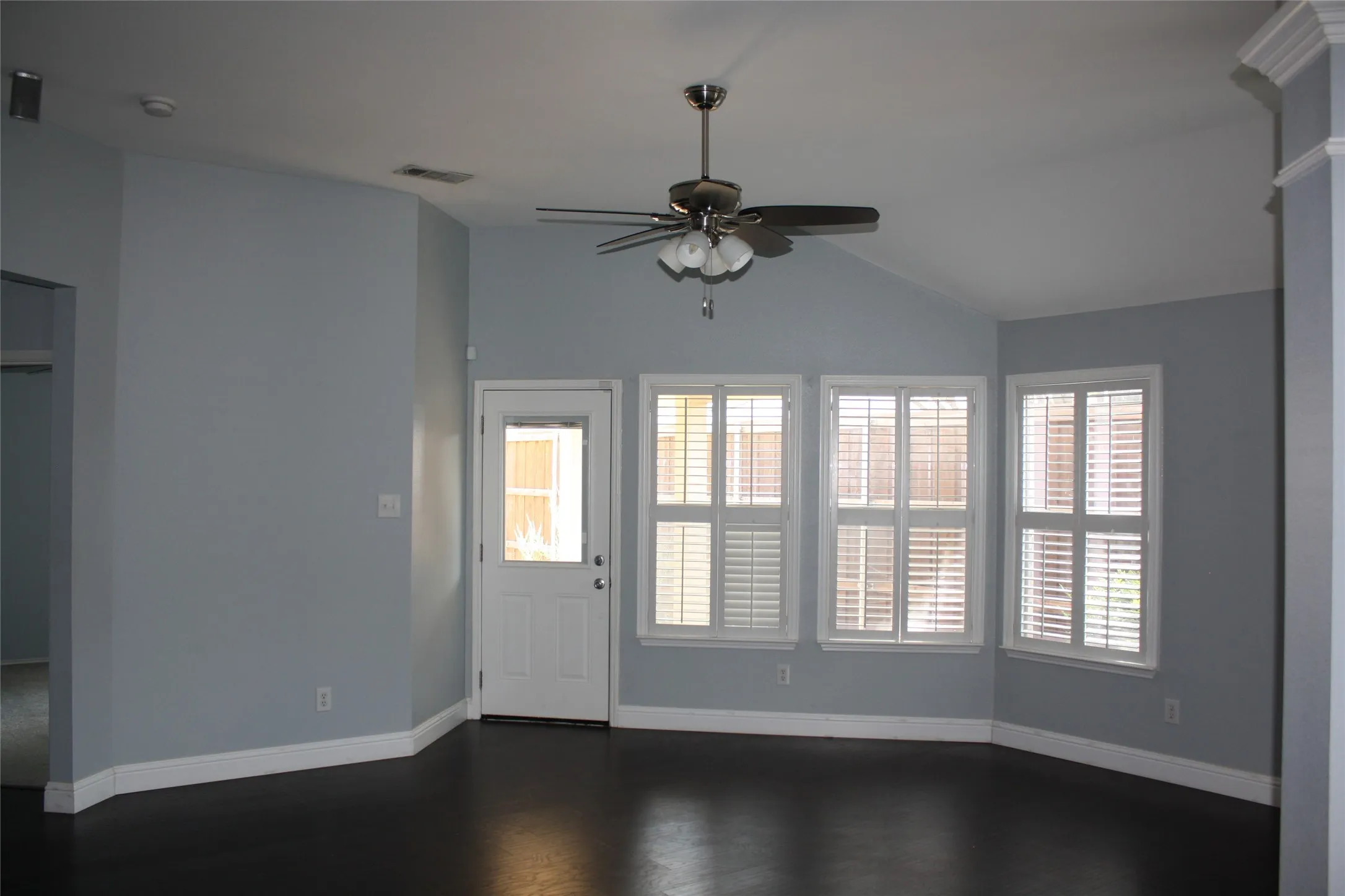 Single Family Residence For Rent in Collin County , 5021 Blackelm Drive, Mc Kinney, Texas 75071, 4 Bedroom, 3 Bathroom, 2 Garage spaces, 2,457 Sqft, built in 2006, mls#21360679, Real Estate Agent in Mc Kinney, Homes For Rent in Collin county, Homes For Rent in Mc Kinney, Realtor in Mc Kinney Texas, Real Estate Brokerage Independent Realty Texas, Luminita Cordes Realtor