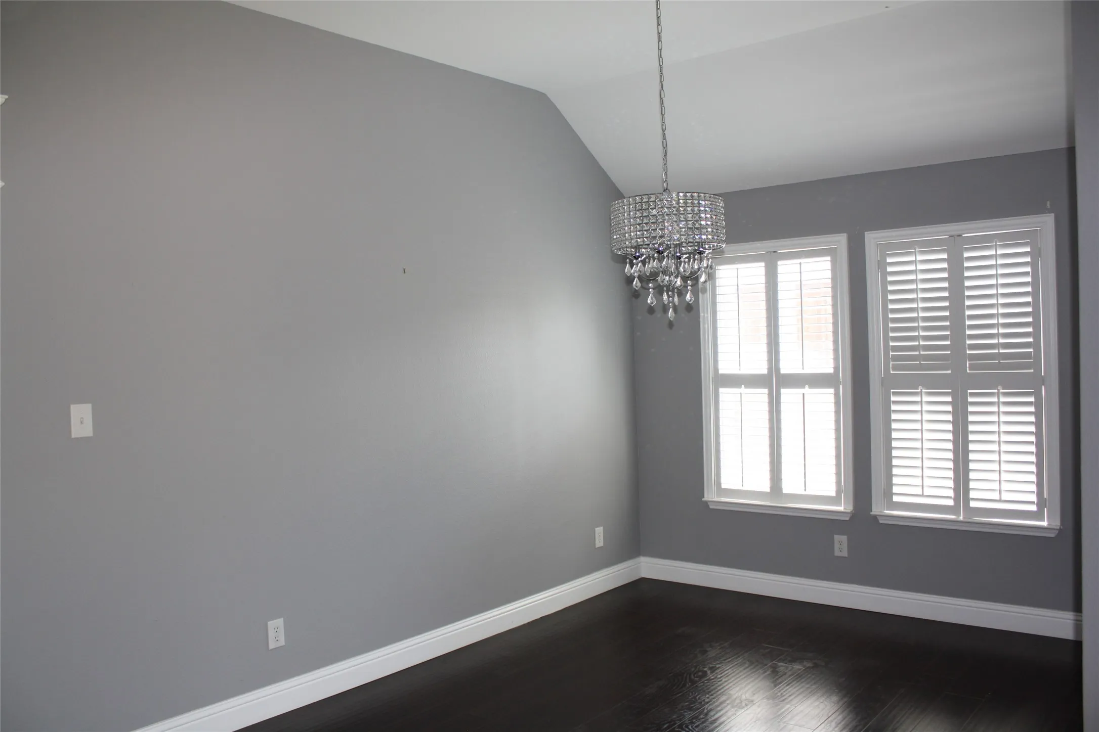 Single Family Residence For Rent in Collin County , 5021 Blackelm Drive, Mc Kinney, Texas 75071, 4 Bedroom, 3 Bathroom, 2 Garage spaces, 2,457 Sqft, built in 2006, mls#21360679, Real Estate Agent in Mc Kinney, Homes For Rent in Collin county, Homes For Rent in Mc Kinney, Realtor in Mc Kinney Texas, Real Estate Brokerage Independent Realty Texas, Luminita Cordes Realtor