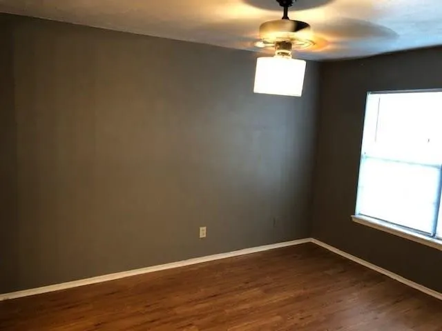 Single Family Residence For Rent in Collin County , 2900 Myrtlewood Lane, Plano, Texas 75074, 3 Bedroom, 2 Bathroom, 1 Garage spaces, 1,211 Sqft, built in 1985, mls#21375367, Real Estate Agent in Plano, Homes For Rent in Collin county, Homes For Rent in Plano, Realtor in Plano Texas, Real Estate Brokerage Independent Realty Texas, Luminita Cordes Realtor