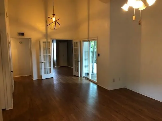 Single Family Residence For Rent in Collin County , 2900 Myrtlewood Lane, Plano, Texas 75074, 3 Bedroom, 2 Bathroom, 1 Garage spaces, 1,211 Sqft, built in 1985, mls#21375367, Real Estate Agent in Plano, Homes For Rent in Collin county, Homes For Rent in Plano, Realtor in Plano Texas, Real Estate Brokerage Independent Realty Texas, Luminita Cordes Realtor